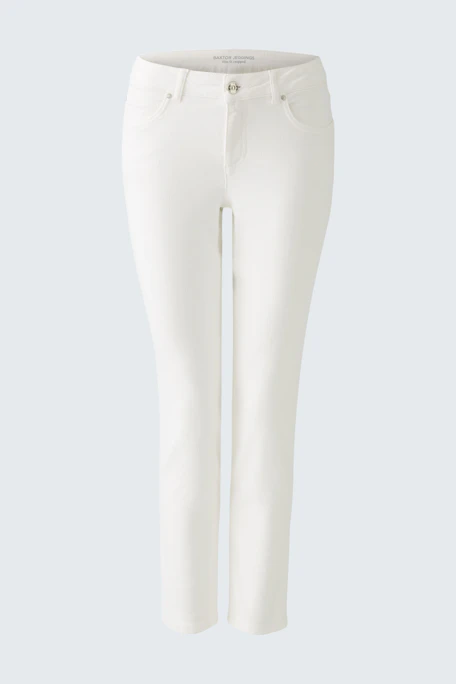 Casual women's jeggings in white, featuring a classic five-pocket design and a comfortable fit.