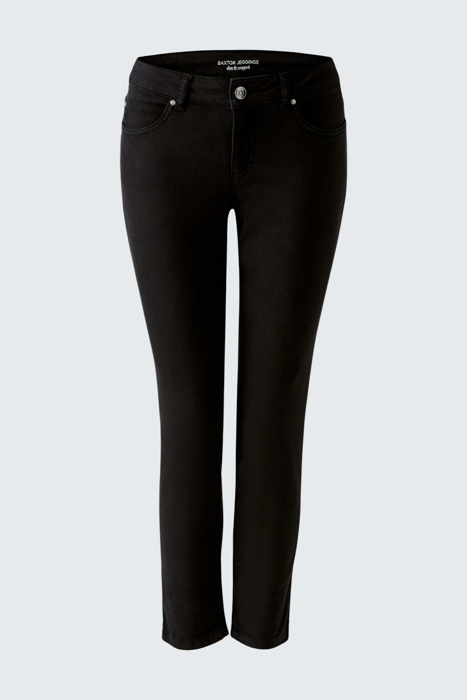 Comfortable women's jeggings in black, featuring a classic fit and versatile style.