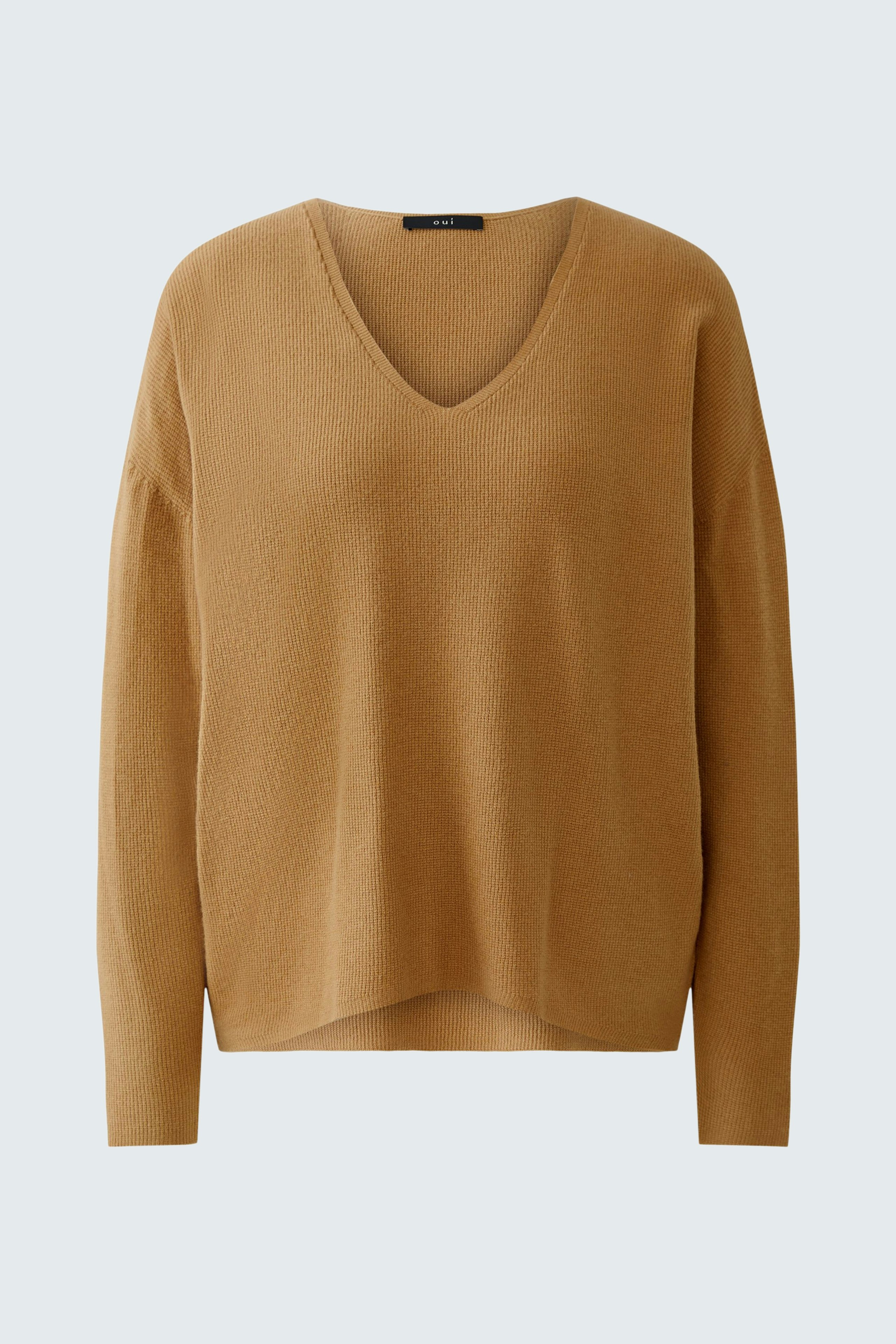 Bequemer Damen-Pullover in warmem Braun mit V-Ausschnitt und lässigem Schnitt.