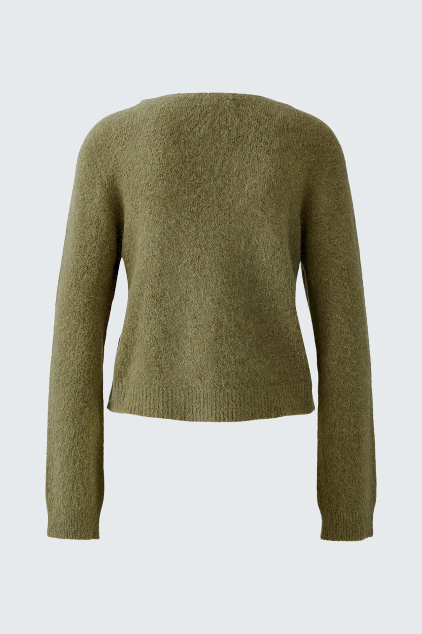 Casual women's pullover in soft olive green, featuring a relaxed fit and long sleeves.