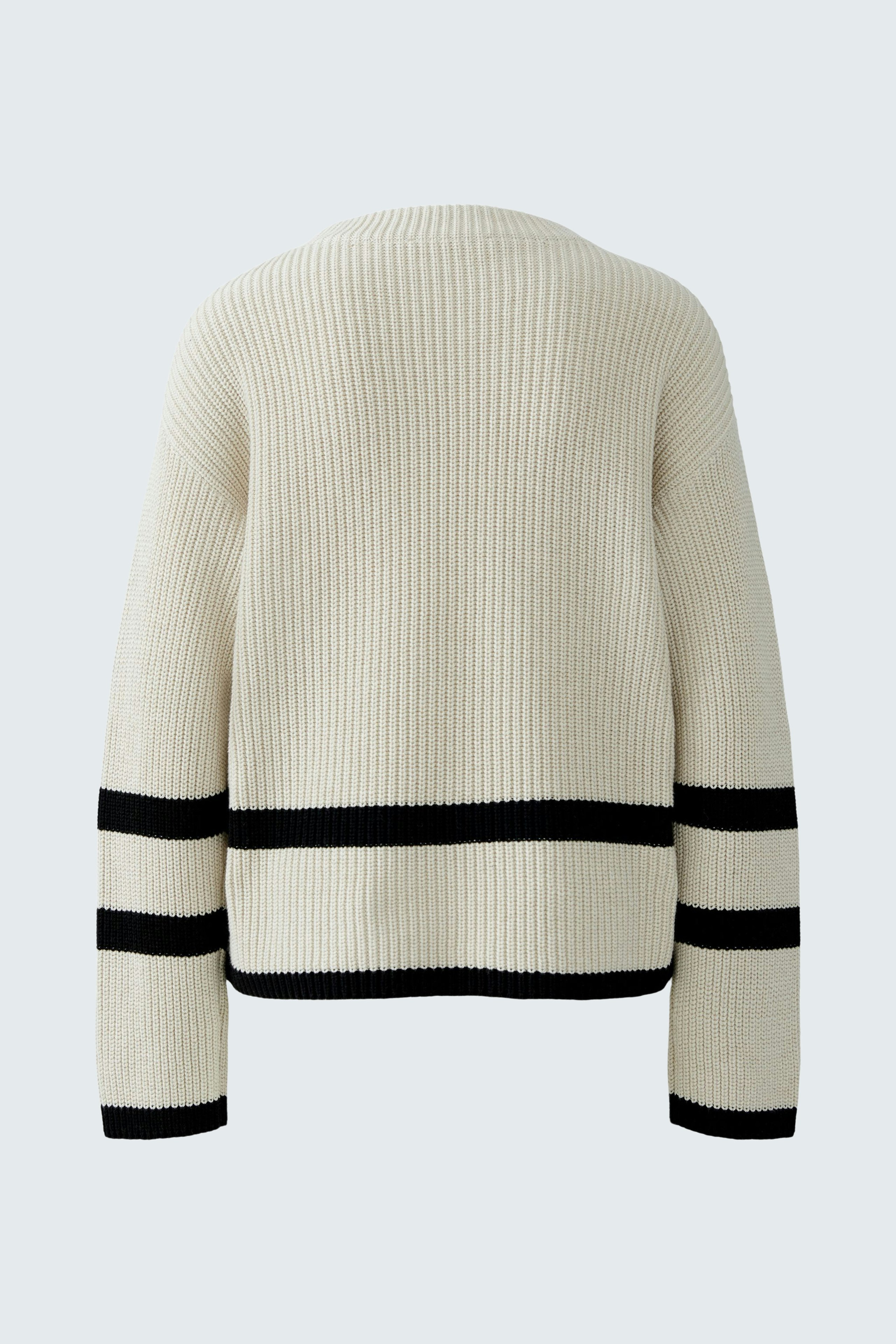 Casual women's pullover: Cream ribbed pullover with black stripes, perfect for everyday wear.
