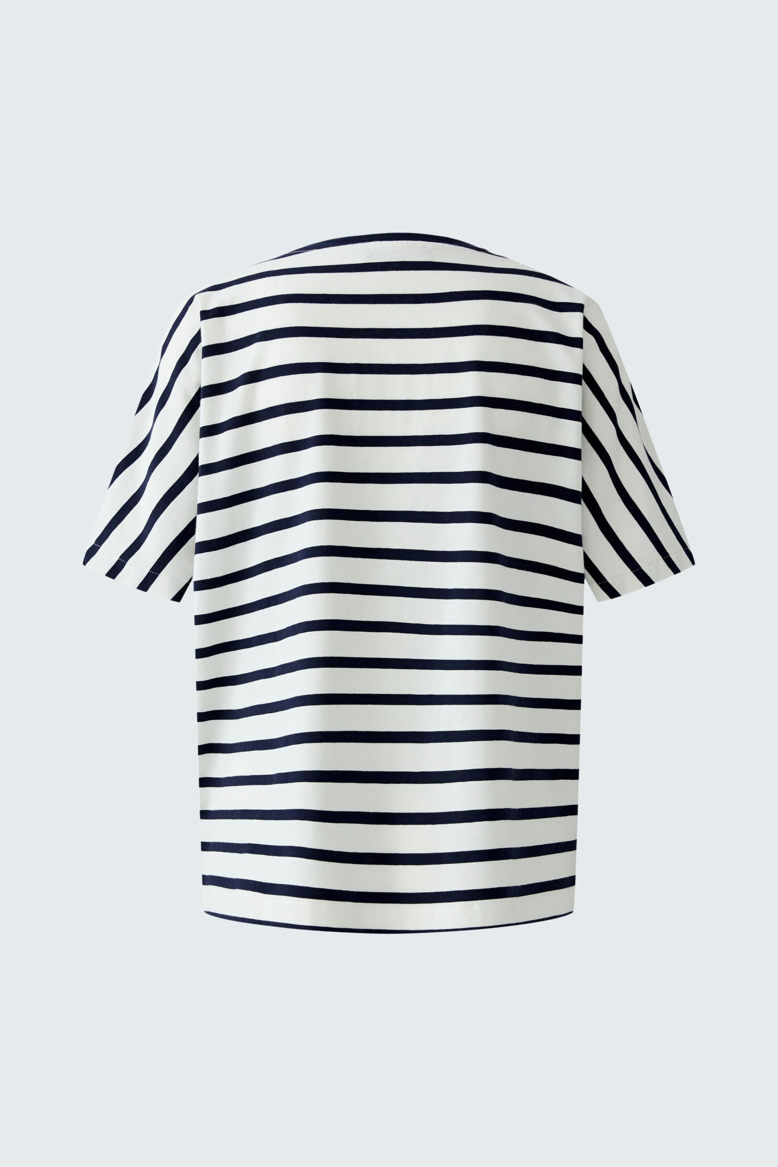 Casual women's T-shirt: Back view of a striped top with short sleeves.