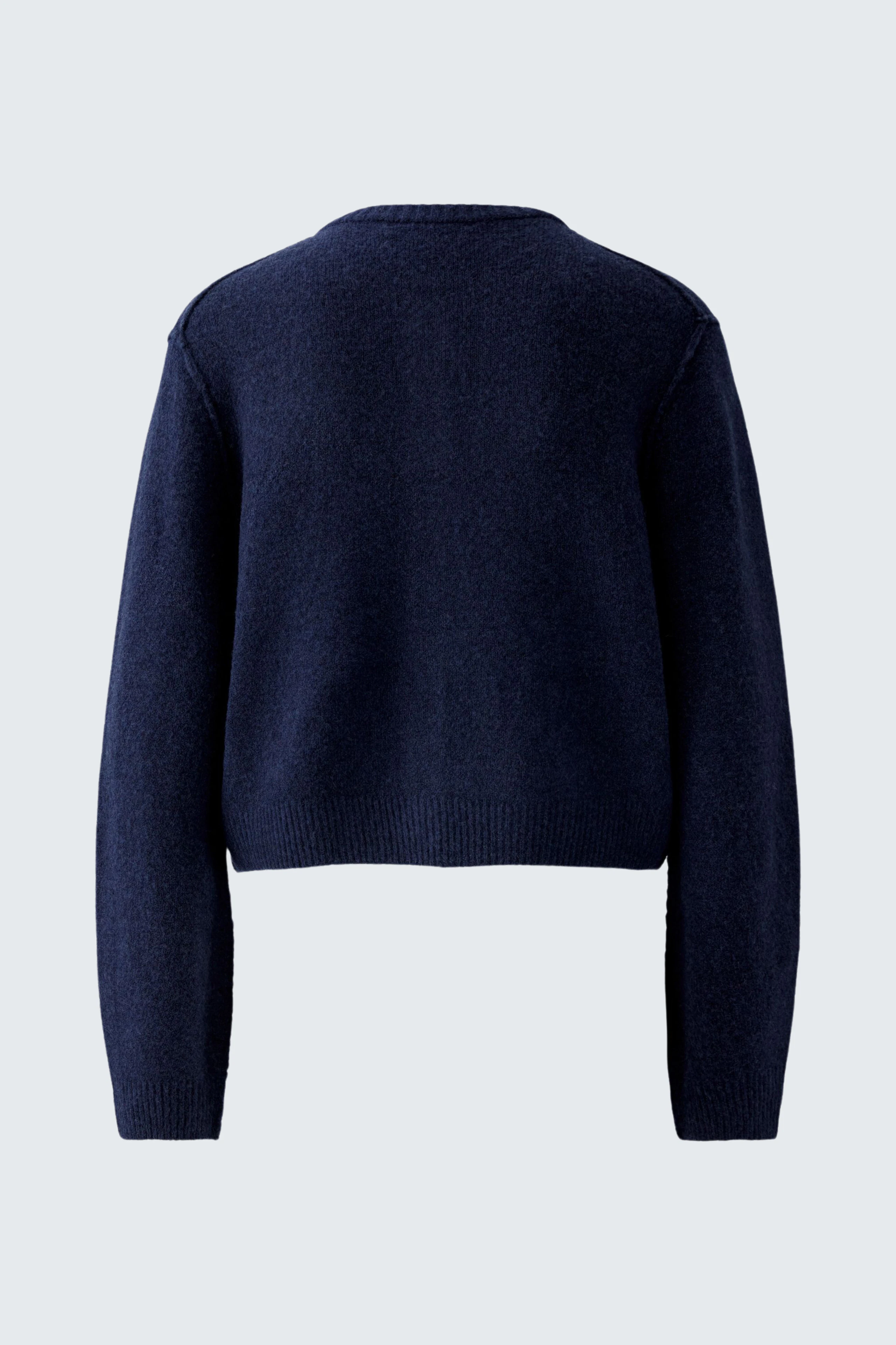 Dunkle Damen-Strickjacke: Rückansicht einer bequemen, lässigen Strickjacke.
