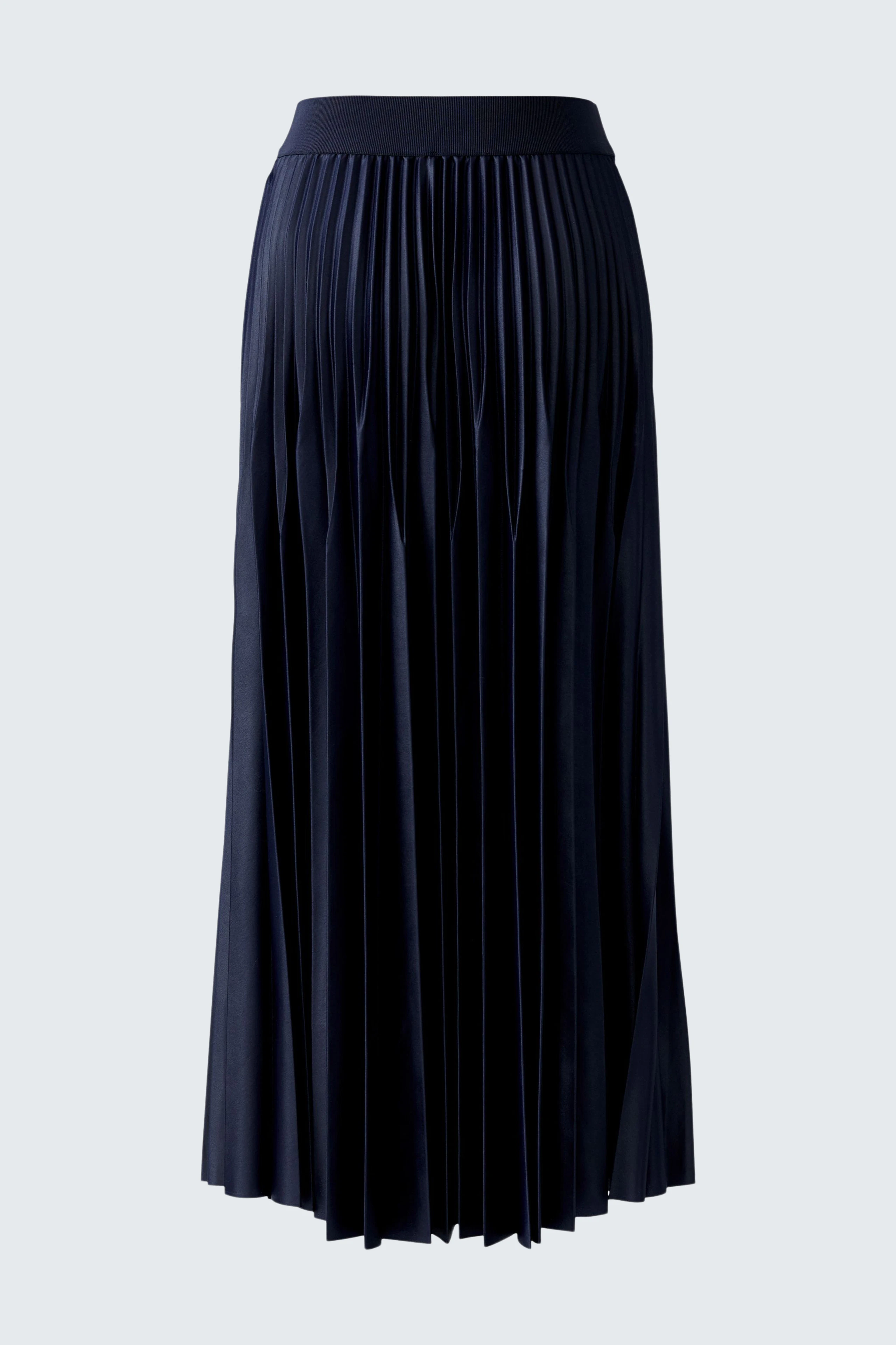 Damen-Plisseerock: Langer, dunkelblauer Rock mit feinen Falten für einen lässigen Look.