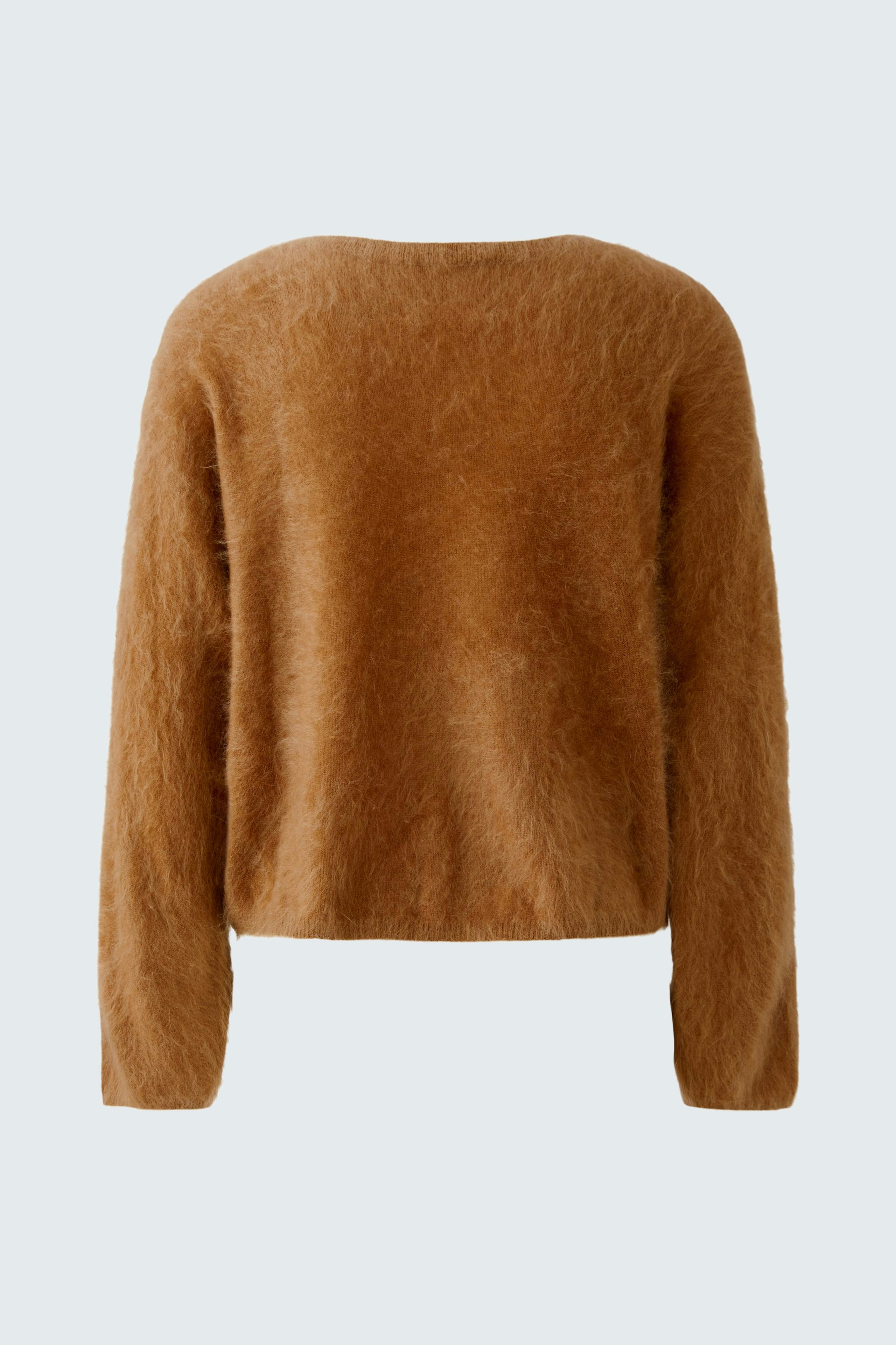 Cozy women's pullover in soft brown, featuring a relaxed fit and long sleeves.