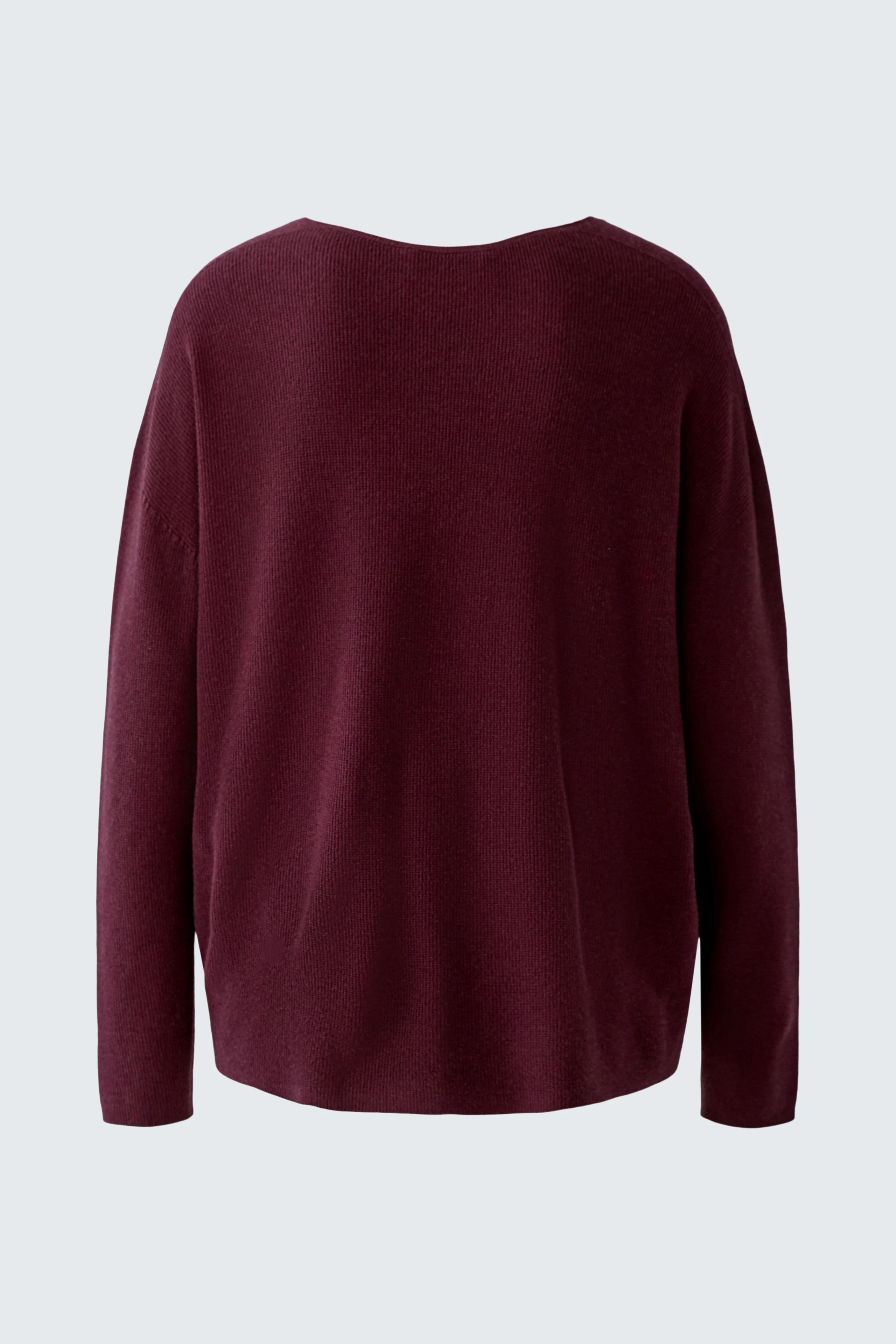 Casual women's pullover in deep burgundy, featuring a relaxed fit and a simple back design.