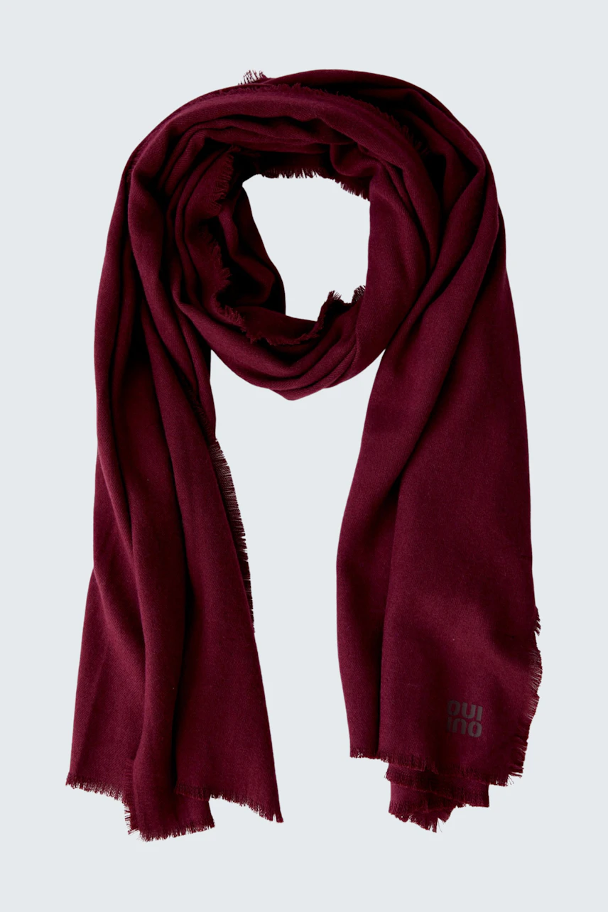 Vielseitiger Damen-Schal in Bordeauxrot, ideal für jeden Anlass und leicht kombinierbar.