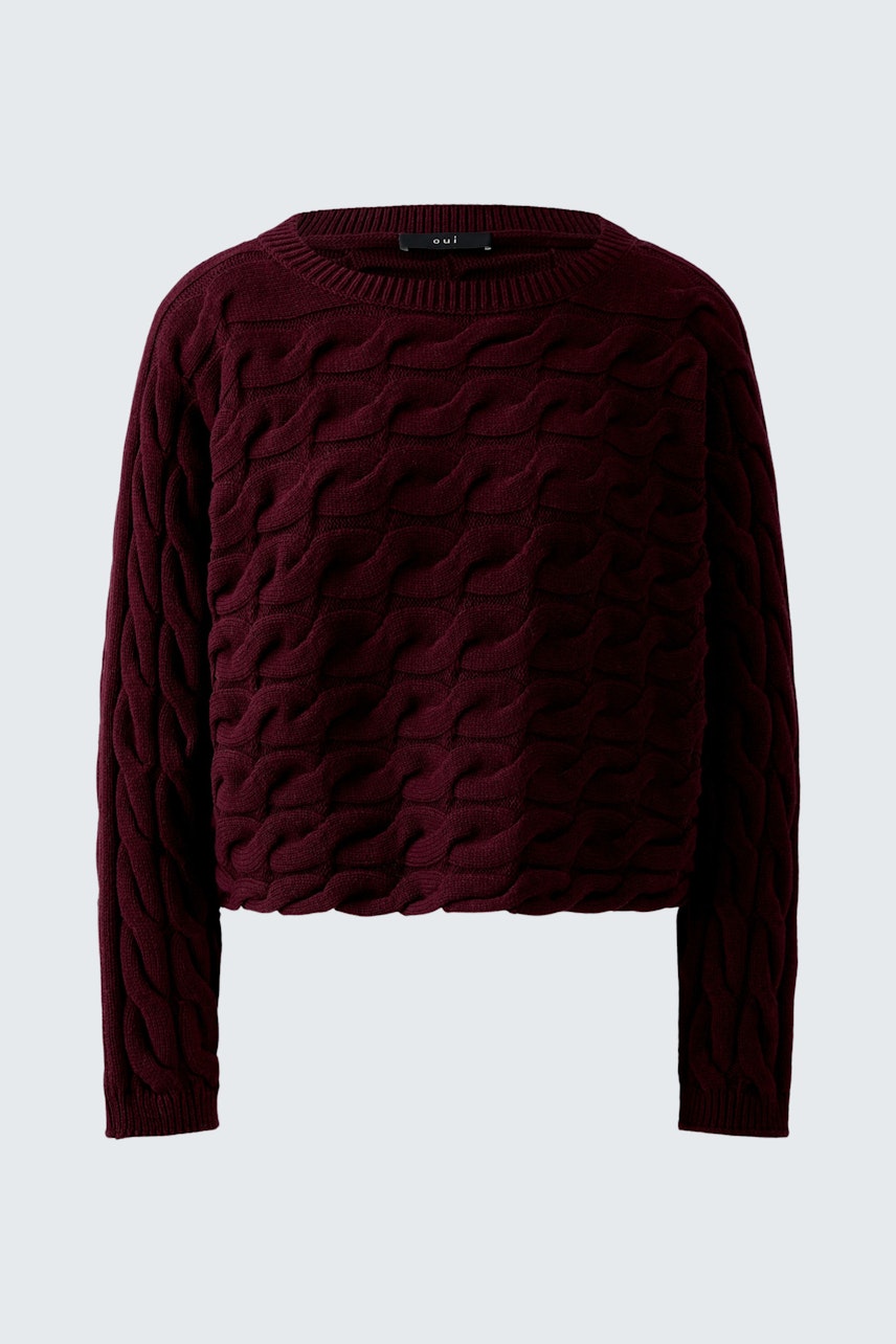 Damen-Pullover in tiefem Rot mit strukturiertem Muster und lässigem Schnitt.