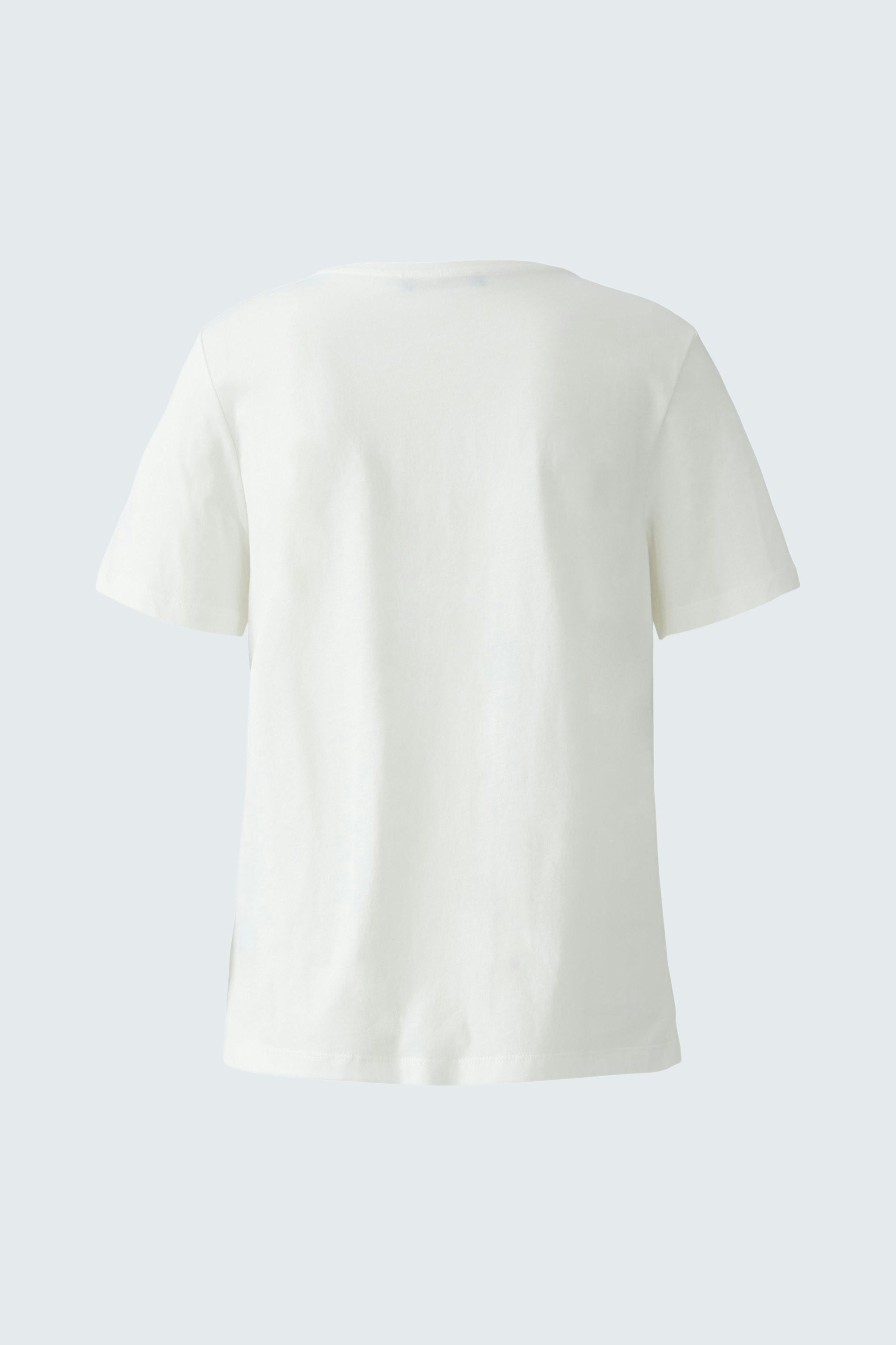 Bequeme Damen-T-Shirt: Rückansicht eines weißen T-Shirts mit kurzen Ärmeln, ideal für den Alltag.