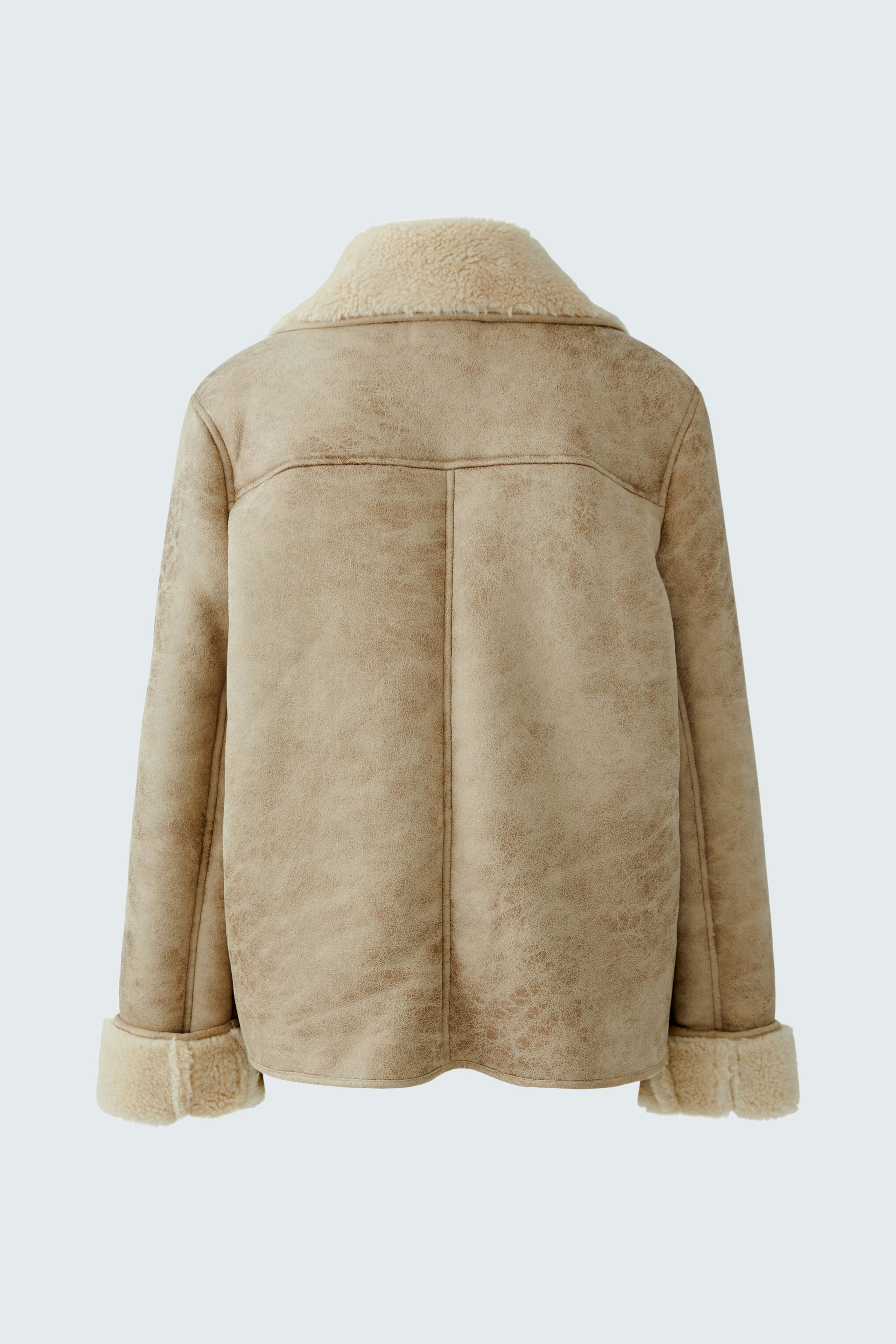 Casual women's outdoor jacket: Soft beige jacket with a cozy collar and warm lining, perfect for chilly days.