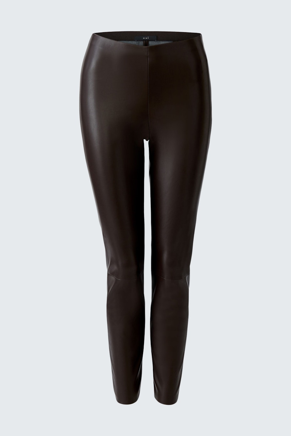 Moderne Damen-Leggings in dunklem Braun, figurbetont und vielseitig kombinierbar.