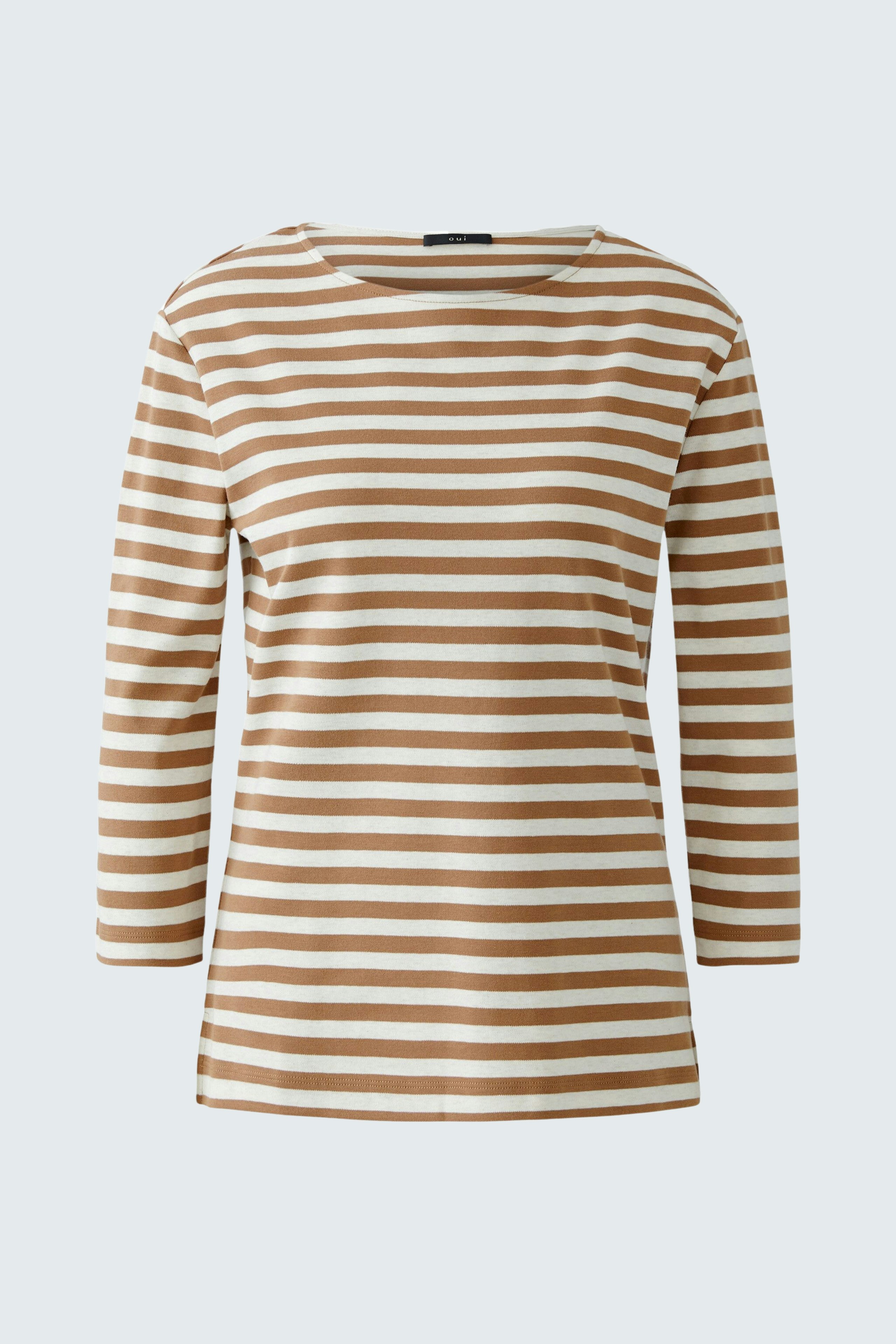 Casual women's T-shirt: Striped top with three-quarter sleeves, perfect for everyday wear.