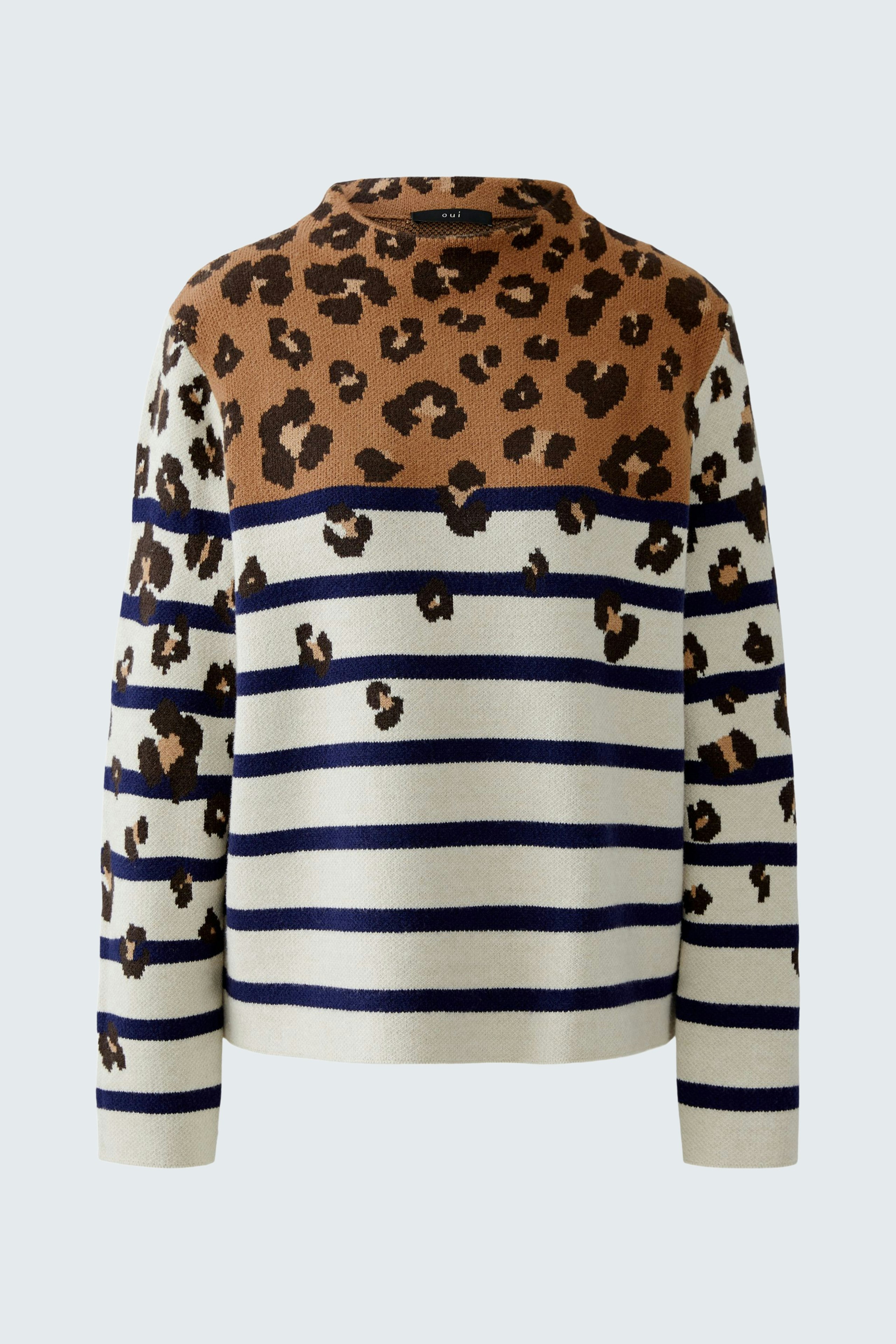 Casual women's pullover: Striped design with leopard print in brown and navy, perfect for everyday wear.