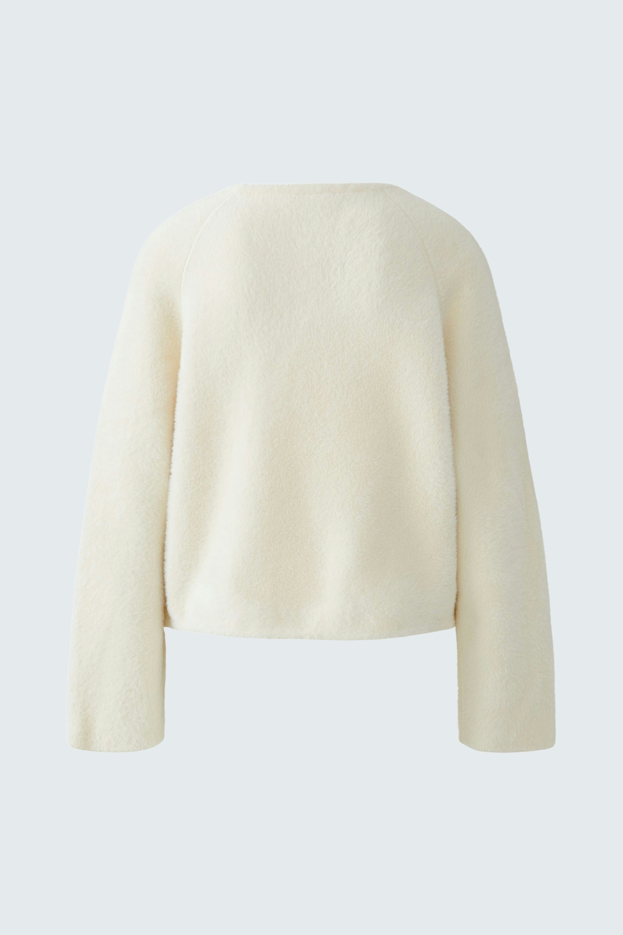 Bequemer Damen-Pullover in Cremefarbe mit lässigem Schnitt und langen Ärmeln.