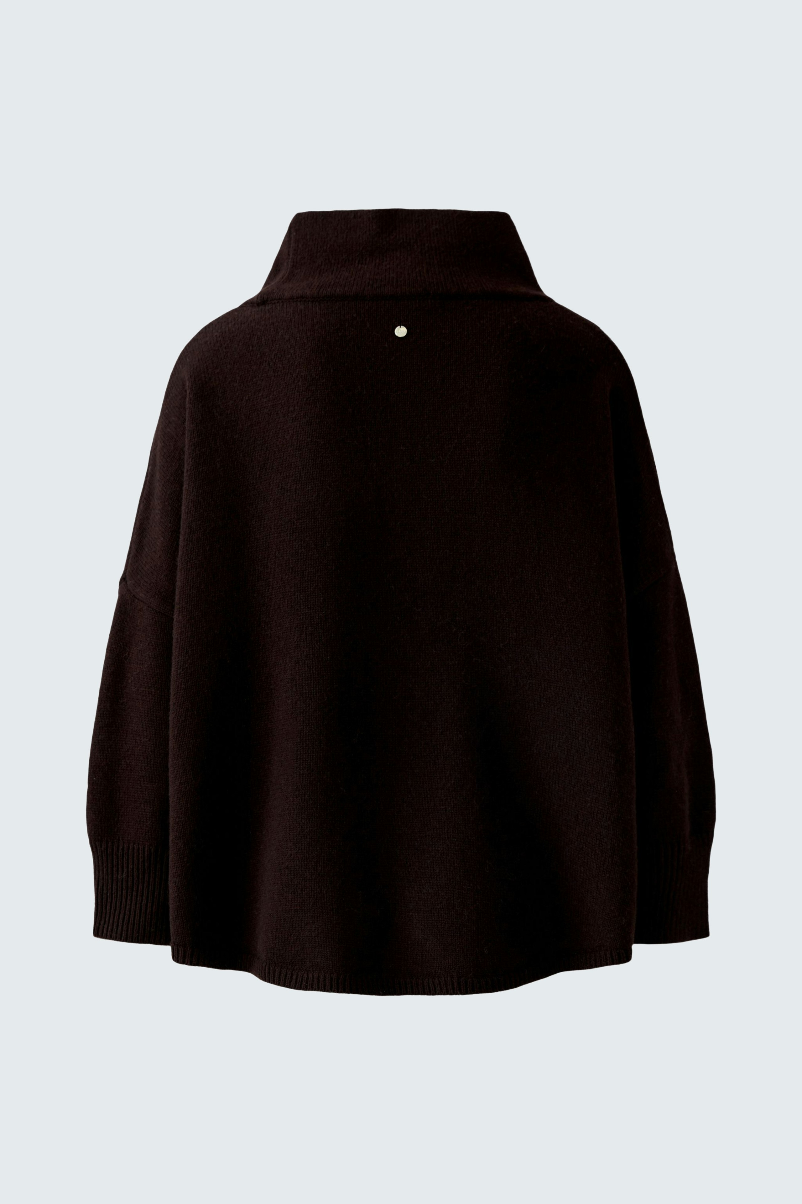 Casual women's pullover in dark brown with a relaxed fit and a stylish collar.