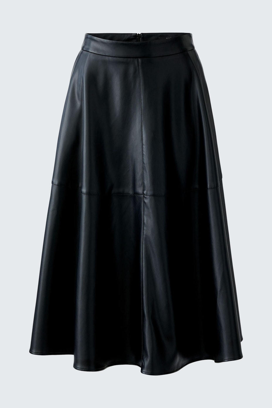 Schwarzer A-Linien-Rock: Weit geschnitten, aus weichem Material, ideal für lässige Outfits.