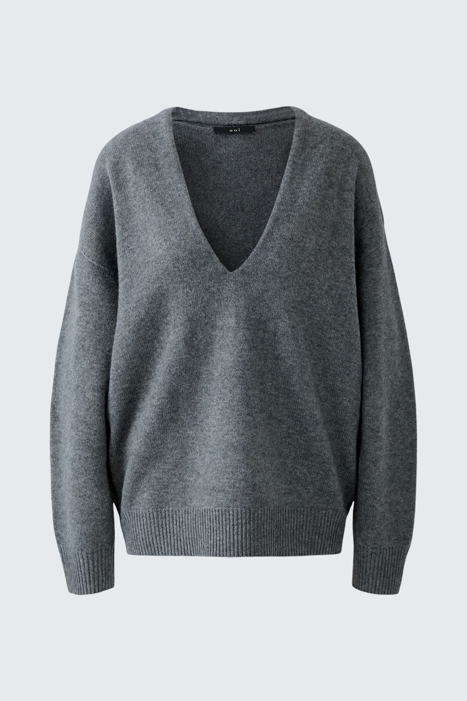 Bequemer Damen-Pullover in Grau mit V-Ausschnitt, ideal für lässige Outfits.