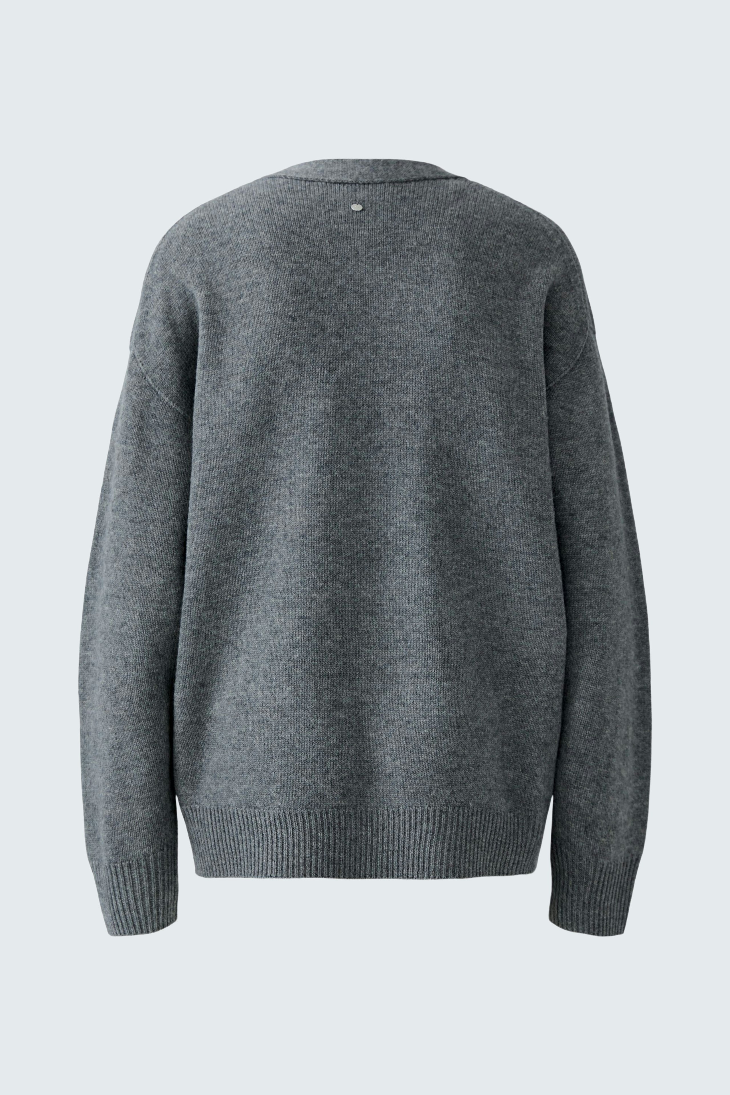 Bequemer Damen-Pullover in Grau, lässig geschnitten mit weichem Material für den Alltag.