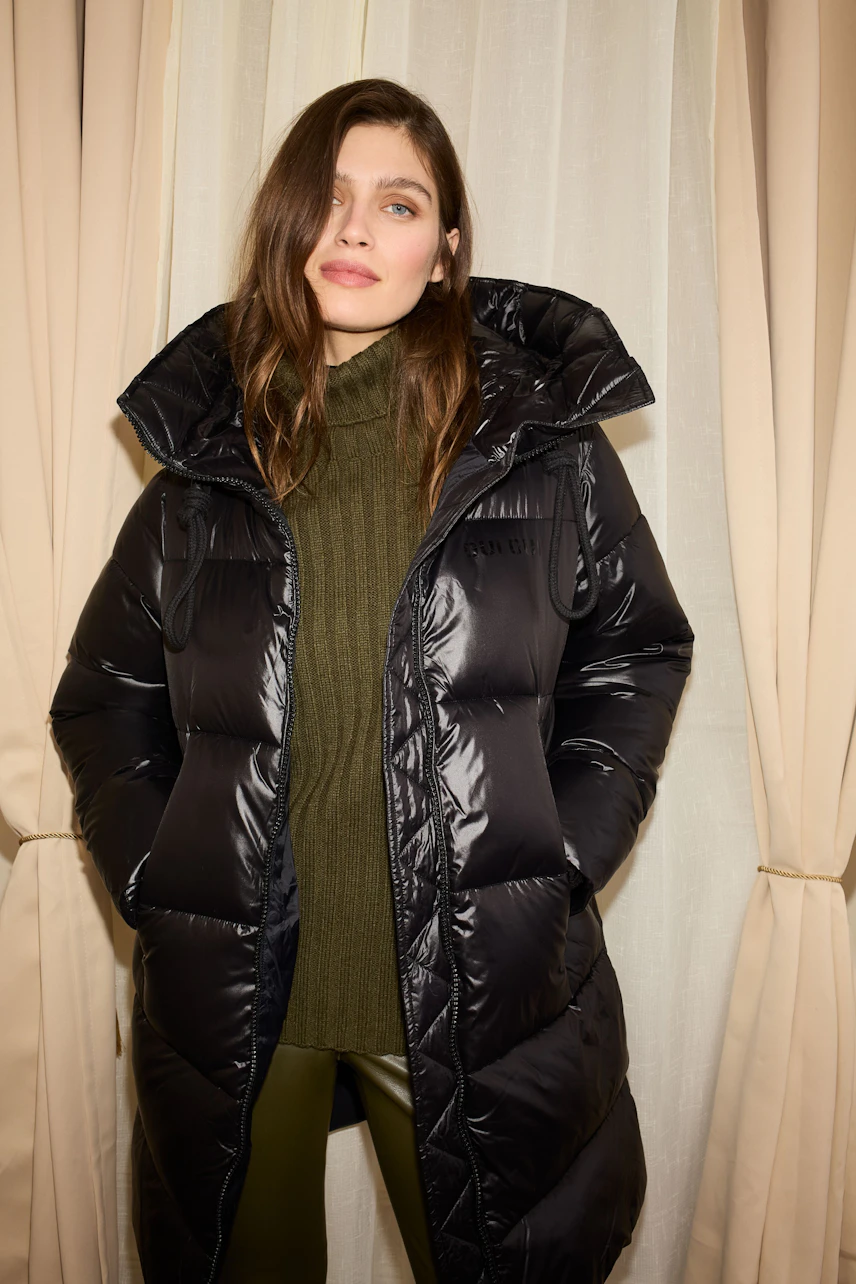 Bild 7 von Winter coat - black in black | Oui