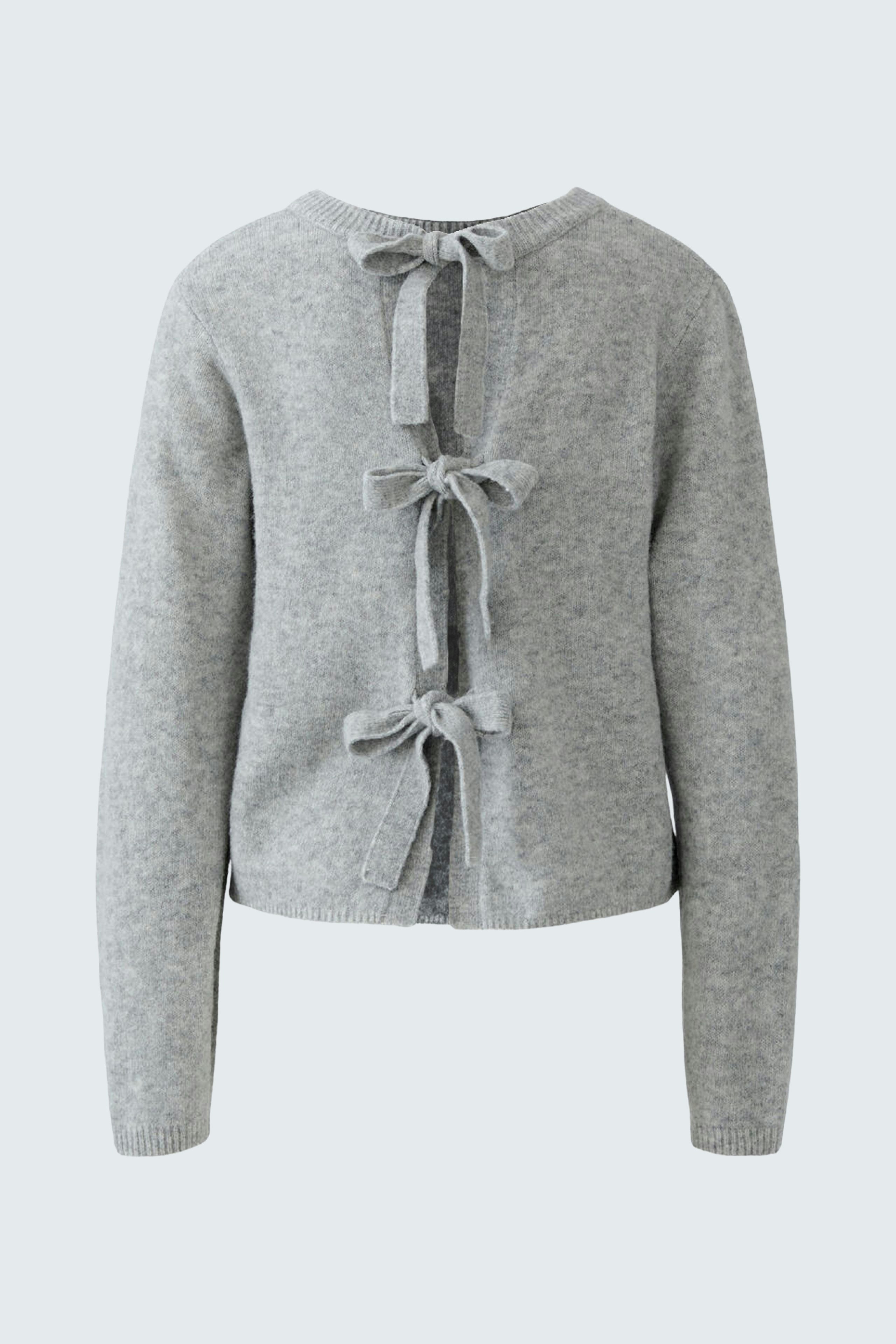 Casual women's pullover: Grey knit pullover with bow details at the back, perfect for everyday wear.