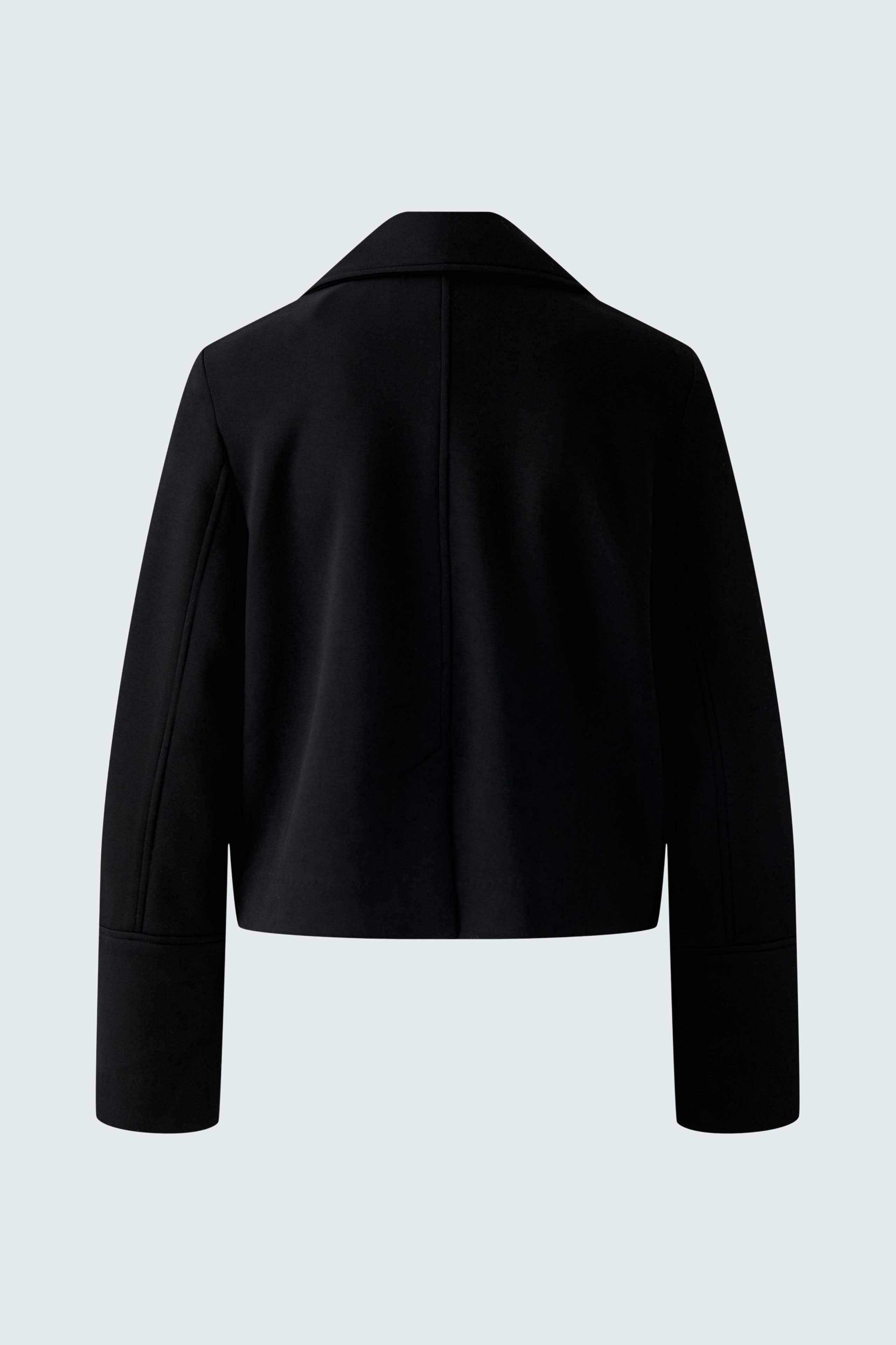 Casual women's jacket: Black cropped jacket with a modern collar and relaxed fit.