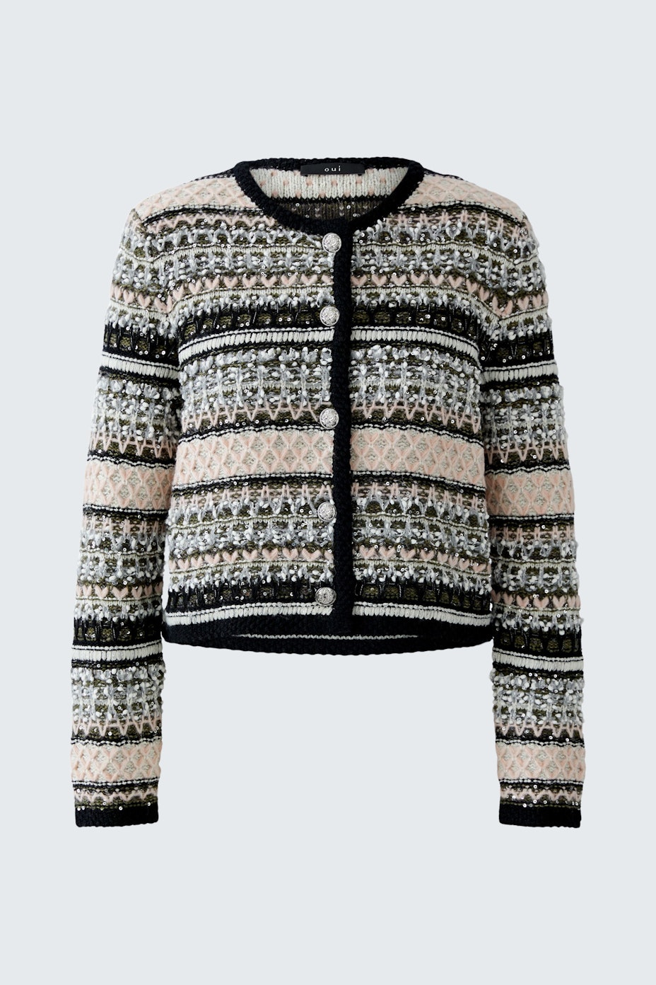 Gemusterte Damen-Strickjacke in Schwarz, Beige und Grau mit Knöpfen und kurzem Schnitt.