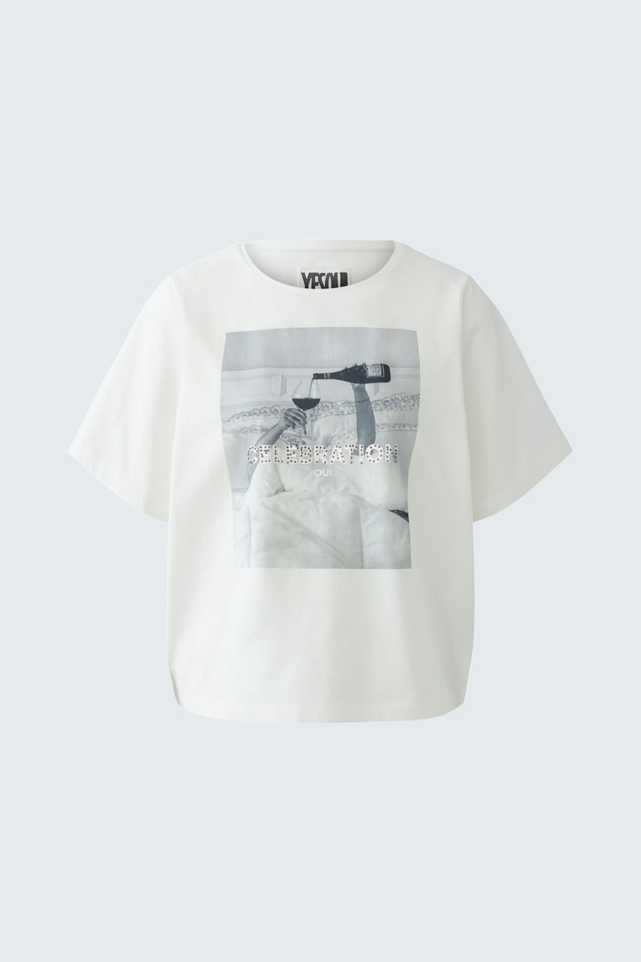 Bequemes Damen-T-Shirt in Weiß mit modernem Print. Ideal für lässige Outfits.