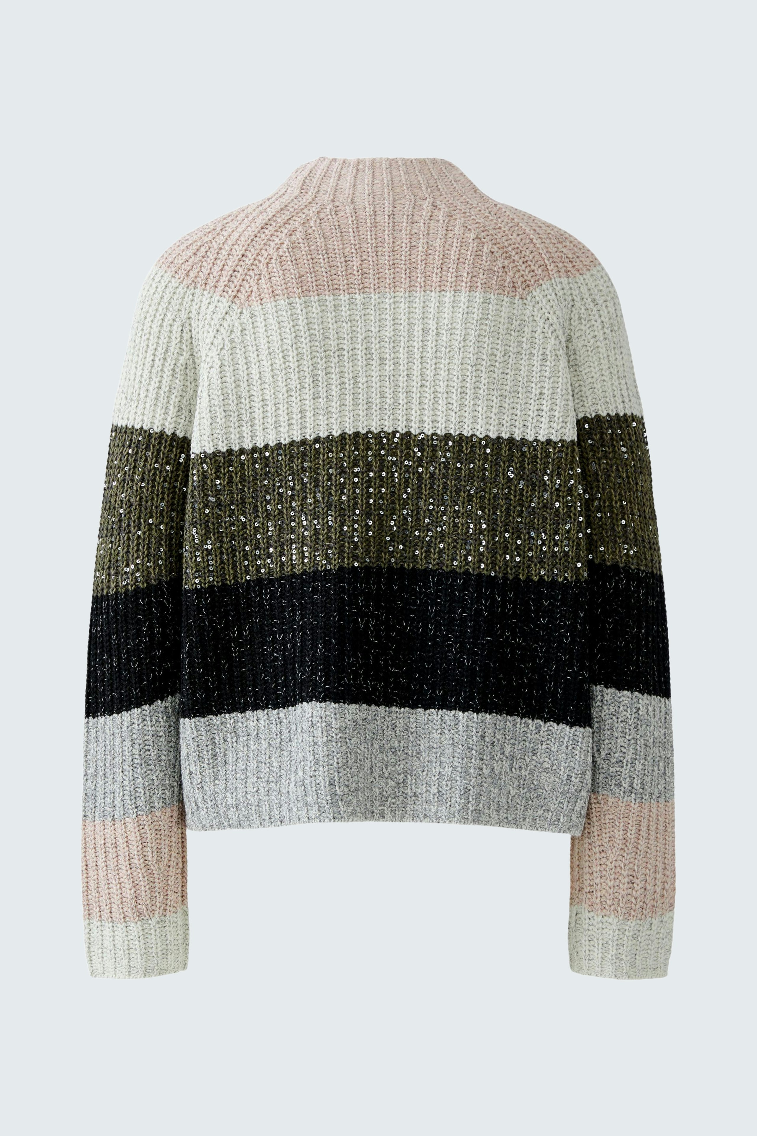 Casual women's pullover: A cozy, striped pullover in soft colors, perfect for everyday wear.