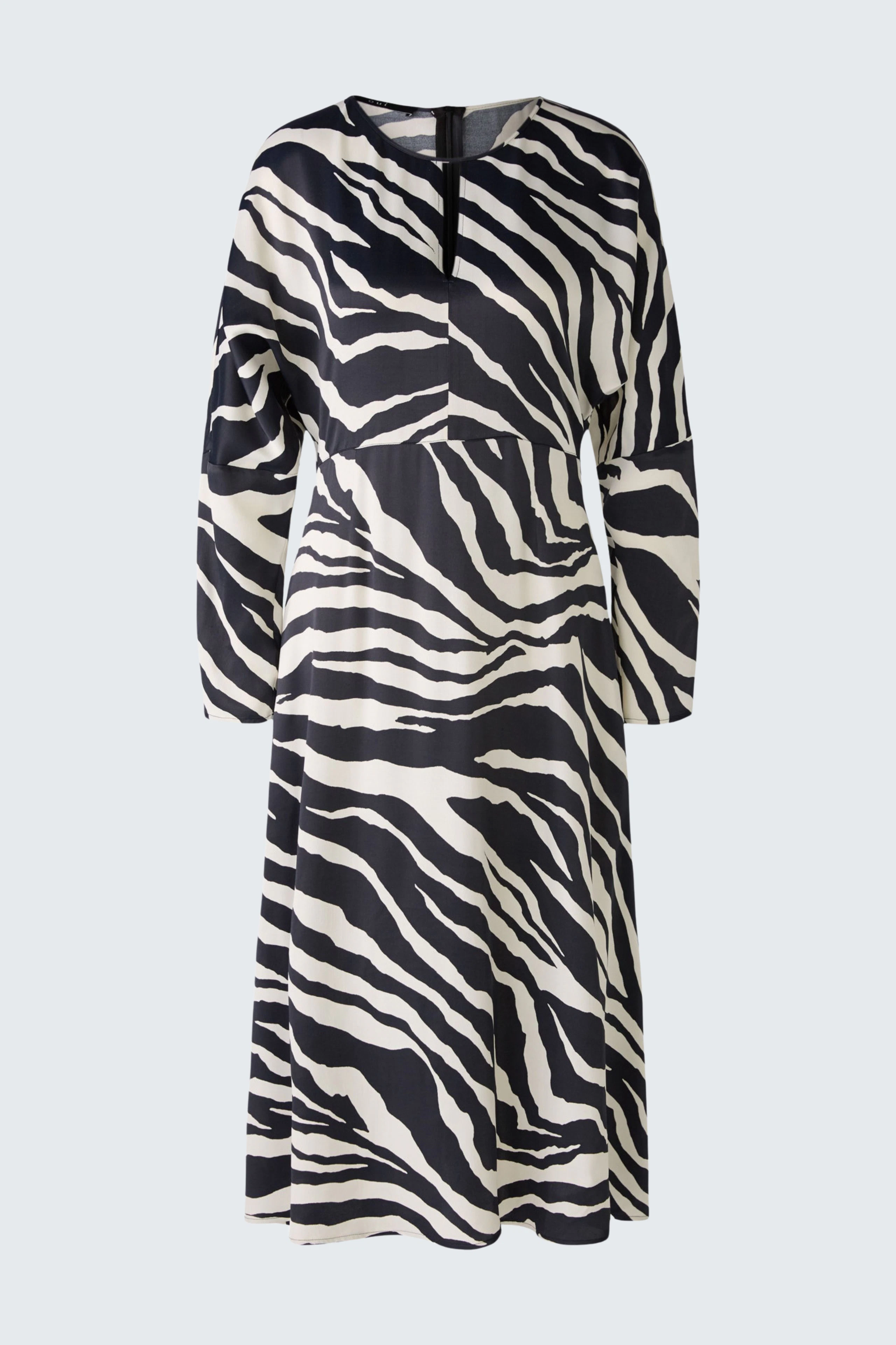 Bild 7 von Midikleid - black offwhite in black offwhite | Oui