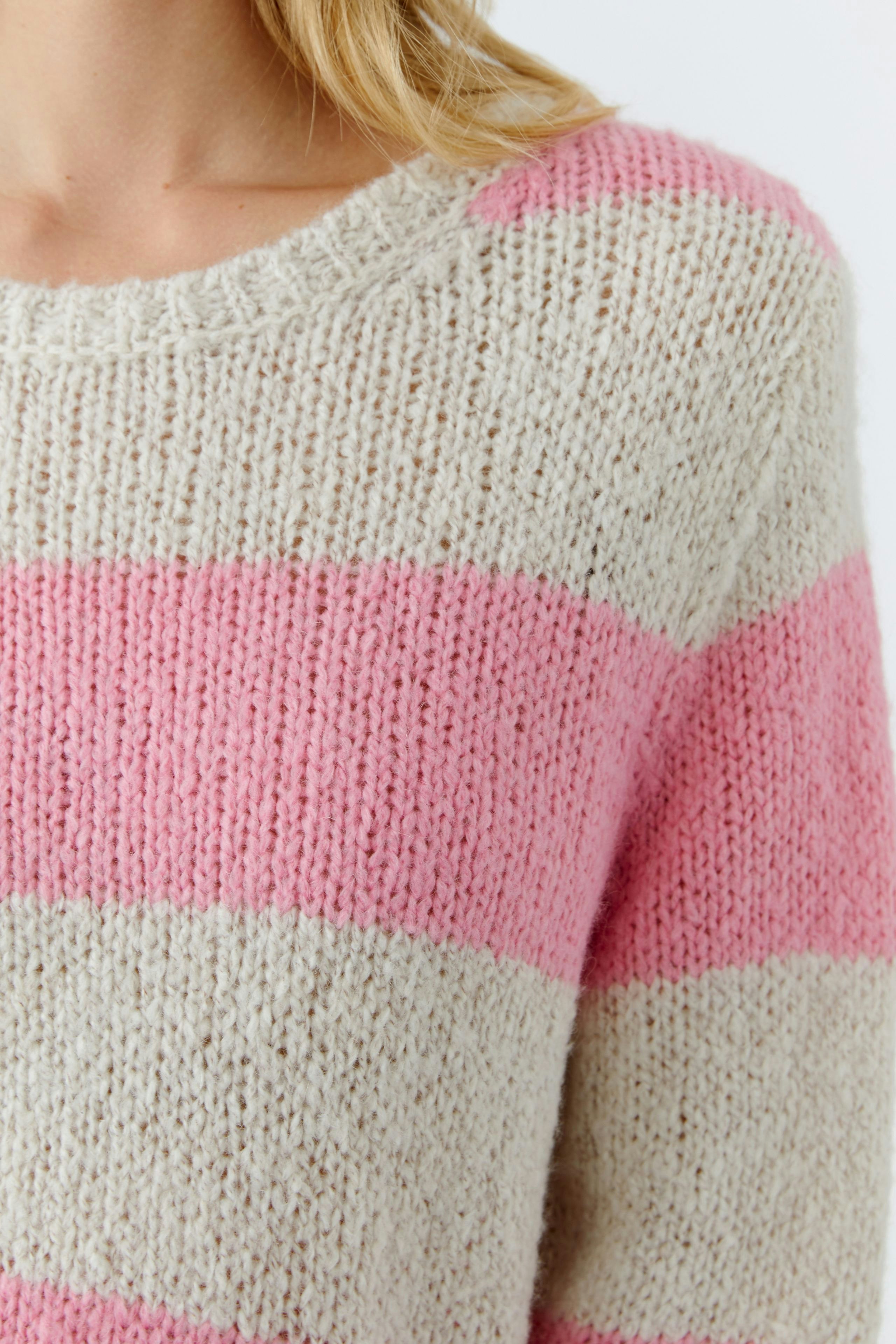 Bequemer Damen-Pullover: Strickpullover mit pinken und beigen Streifen, ideal für lässige Outfits.