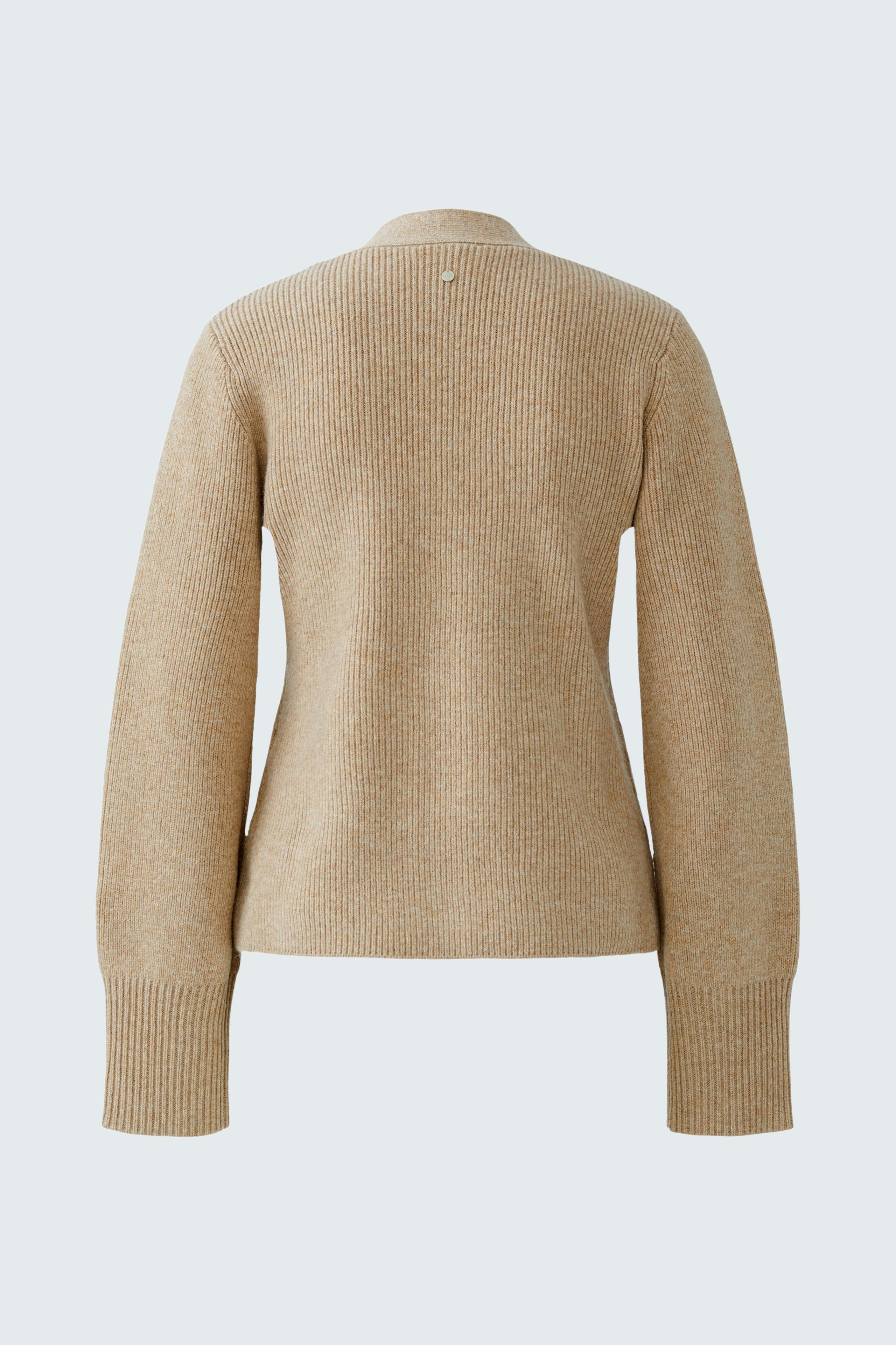 Casual women's cardigan in soft beige with a relaxed fit and ribbed texture.