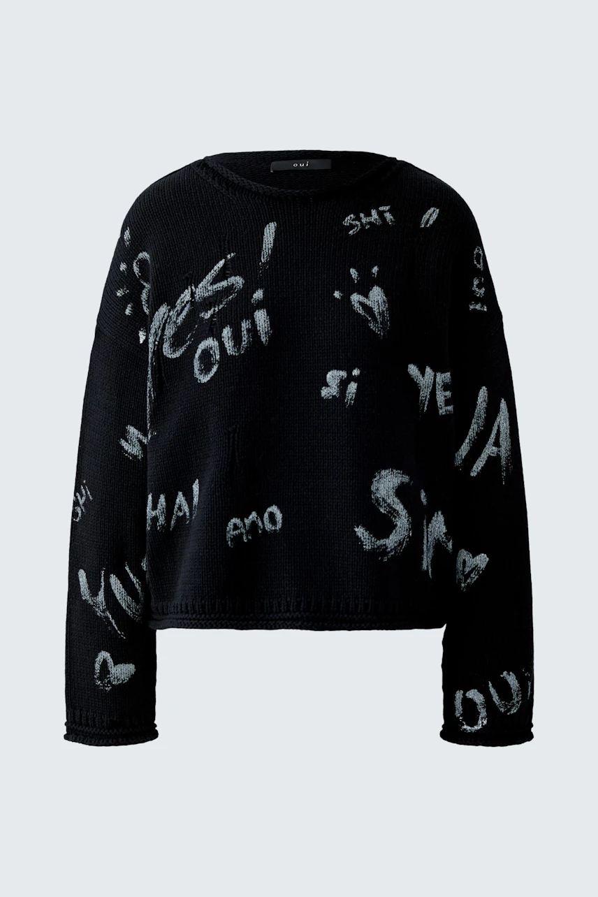 Damen-Pullover: Schwarzer Strickpullover mit bunten Schriftzügen und lässigem Schnitt.