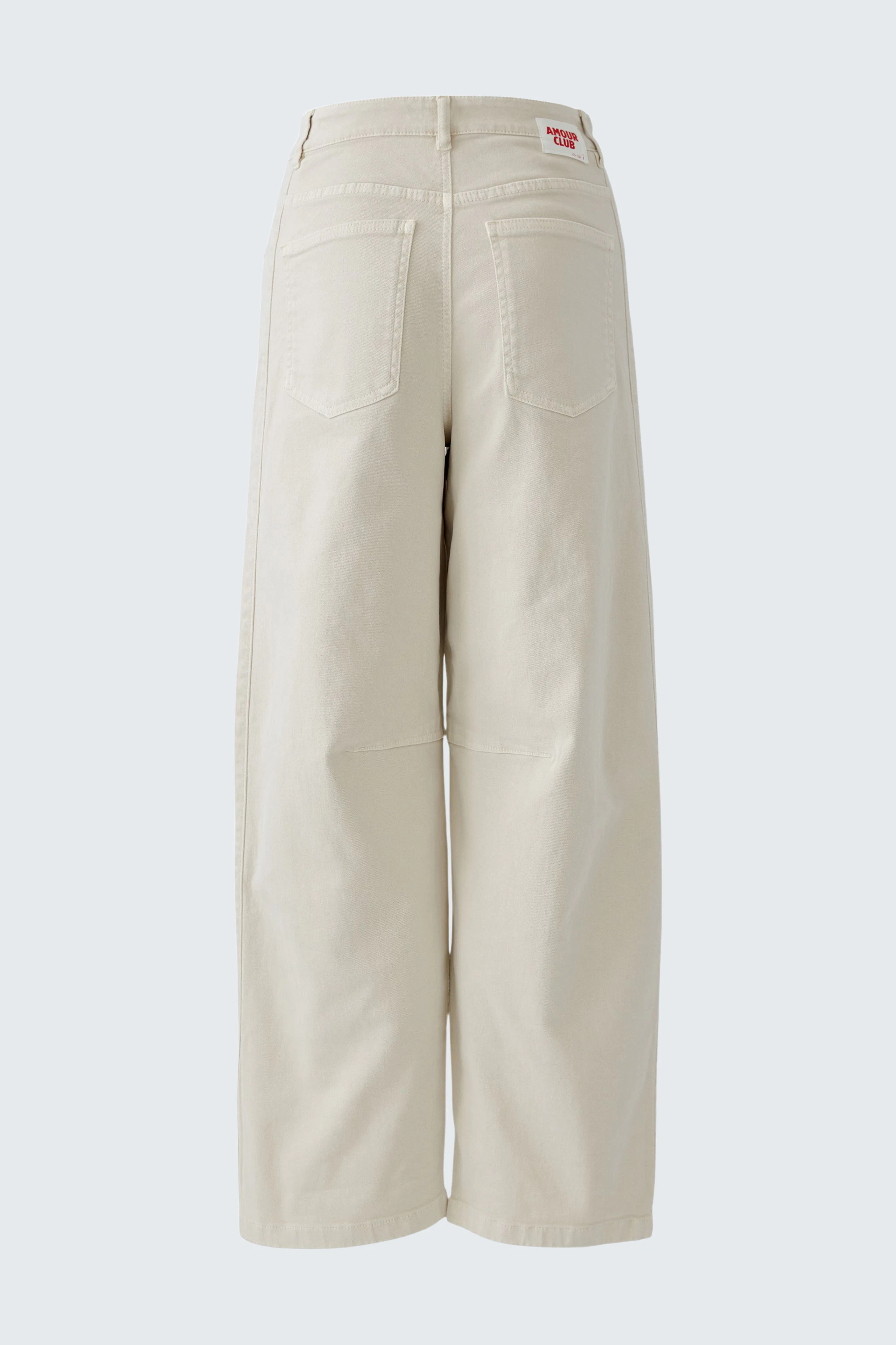 Bequeme Damen-Jeans Barrel: Weite, helle Jeans mit lässigem Schnitt und praktischen Taschen.