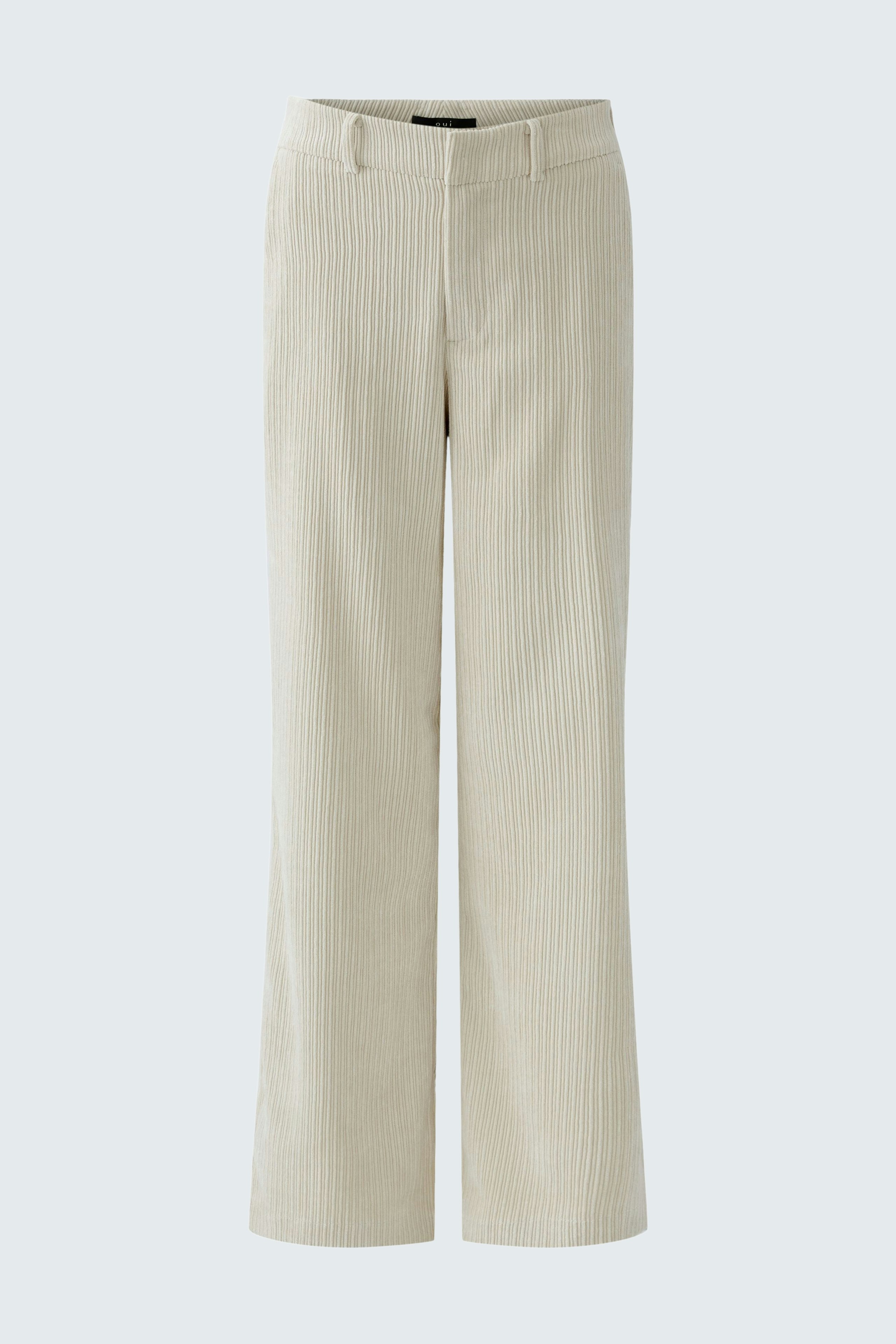 Casual women's cord pants in light beige with a wide leg design, perfect for everyday wear.