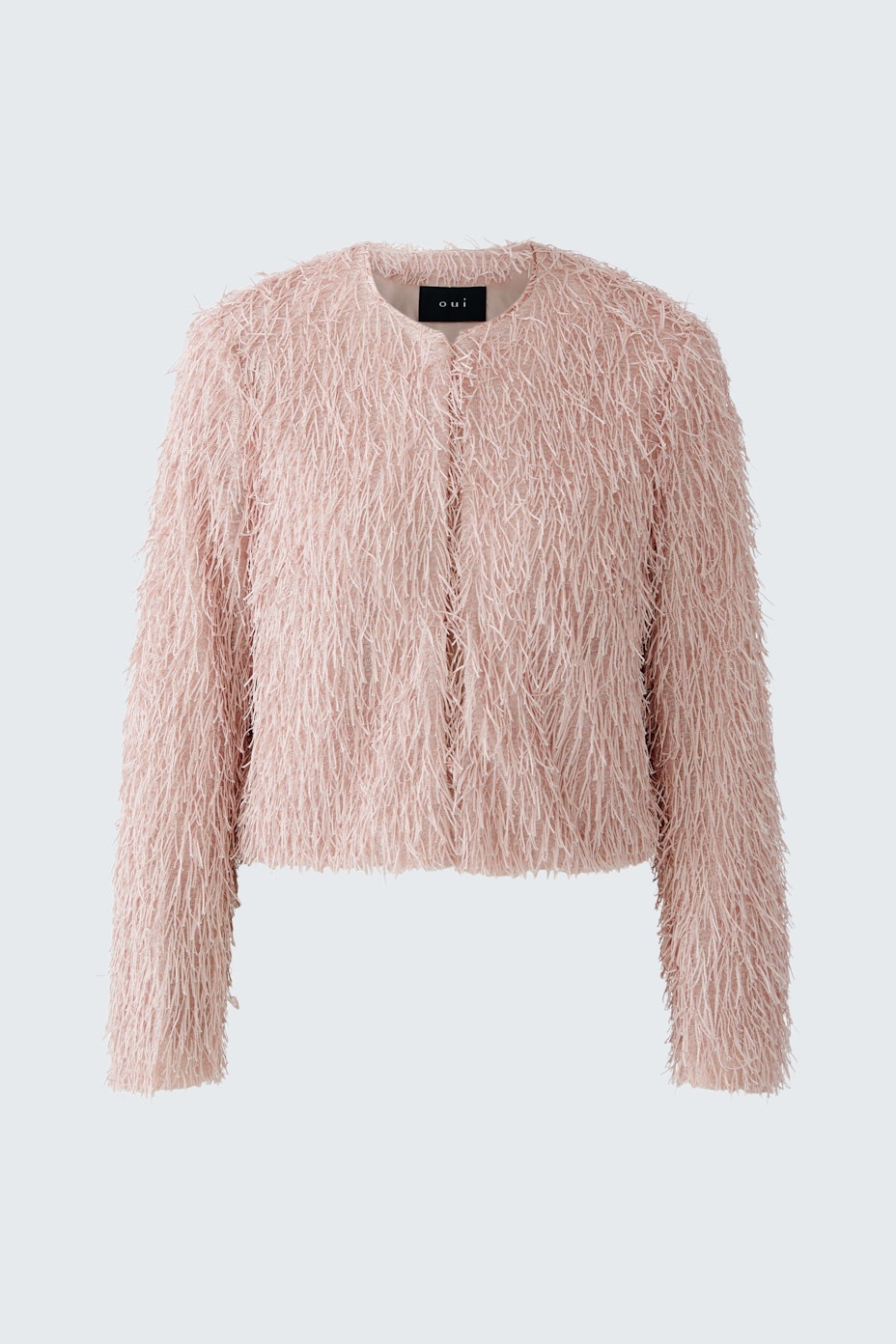 Trendy women's jacket: Soft pink cropped jacket with a fluffy texture, perfect for casual outfits.