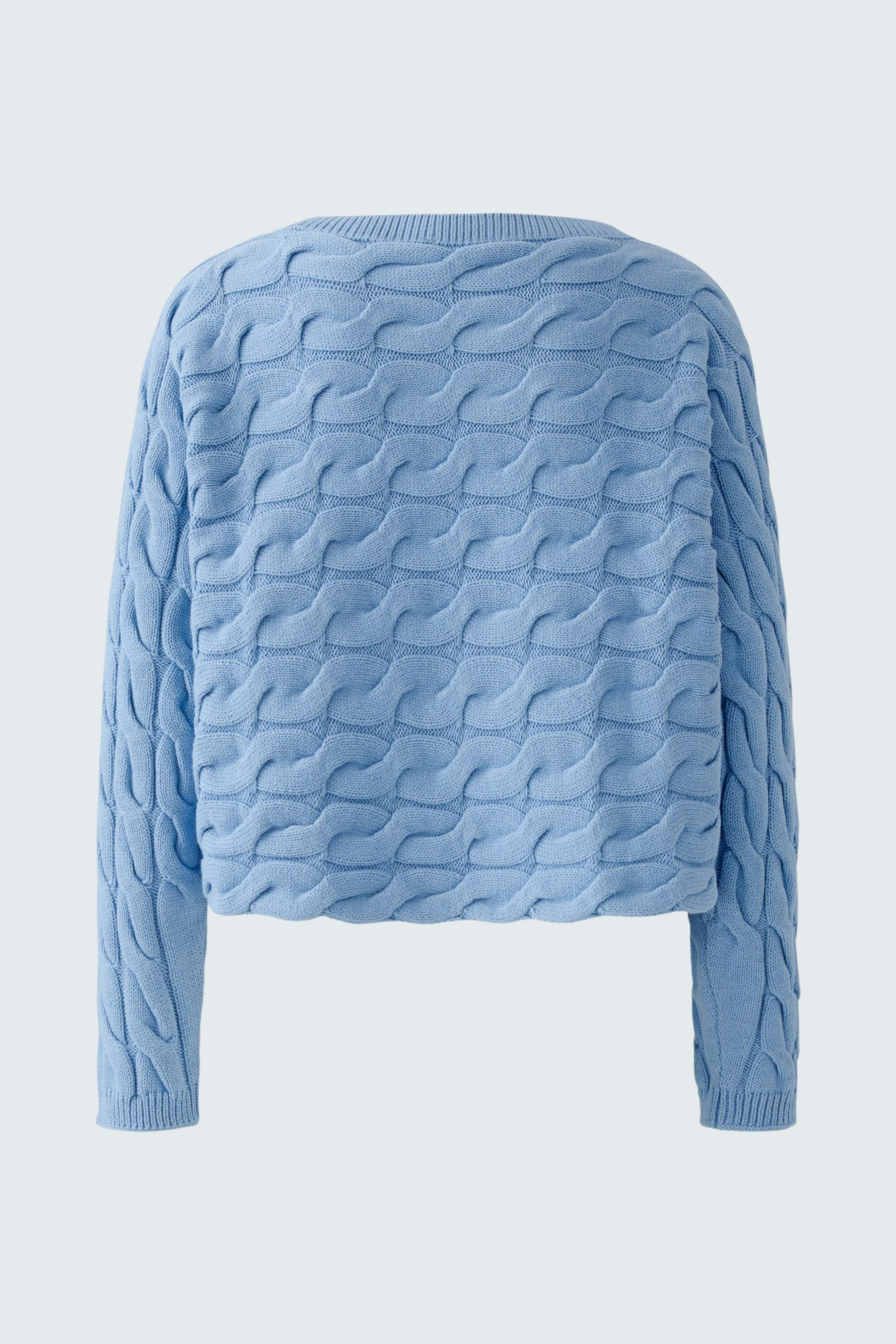 Casual women's pullover: Light blue textured pullover with a relaxed fit and long sleeves.