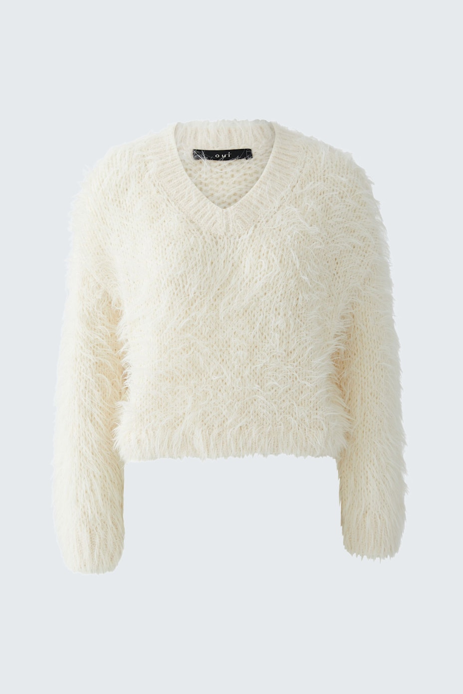 Kuscheliger Damen-Pullover: weißer, flauschiger V-Ausschnitt-Pullover mit langen Ärmeln.