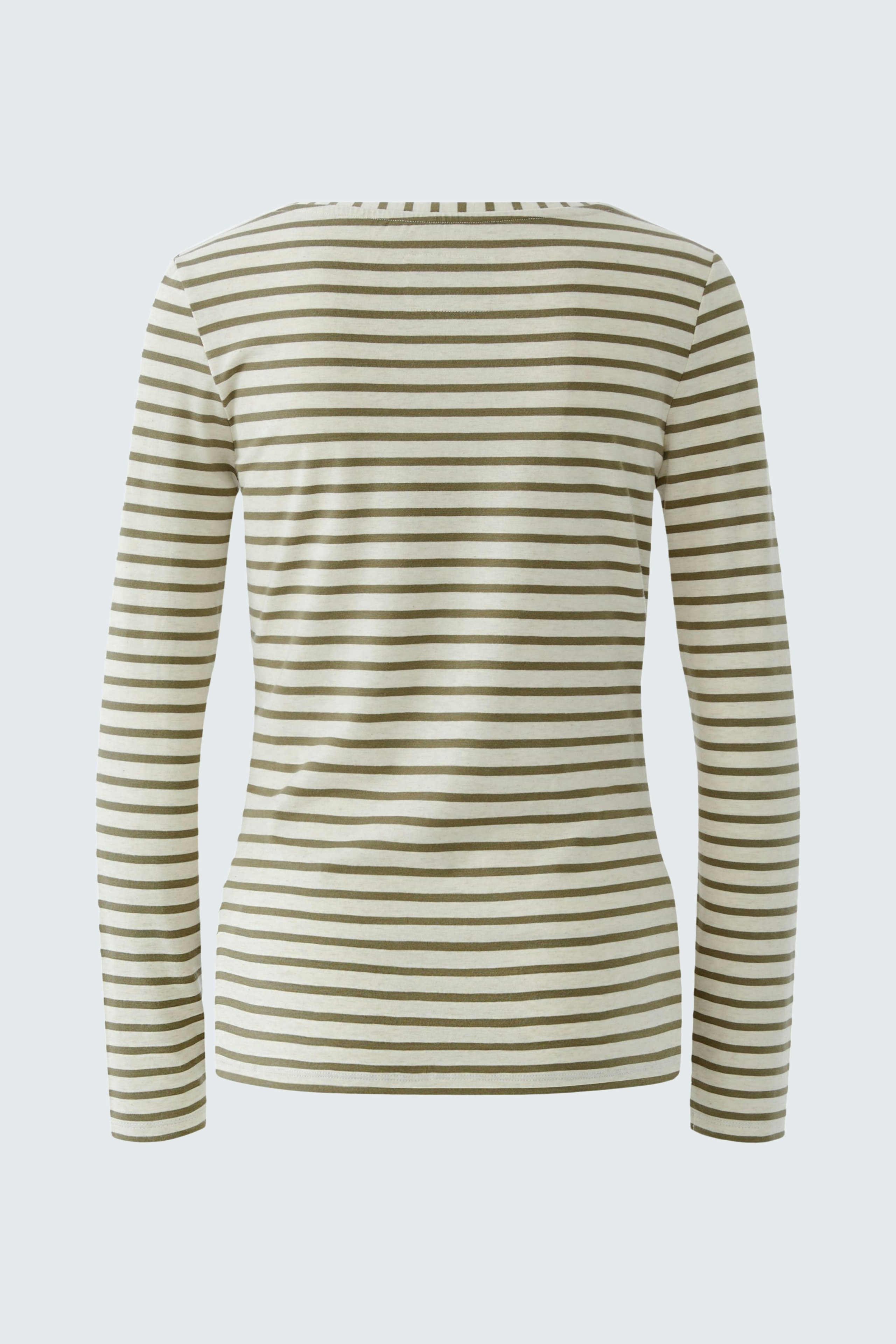 Casual long-sleeve shirt: A woman in a striped pullover with a relaxed fit, perfect for everyday wear.