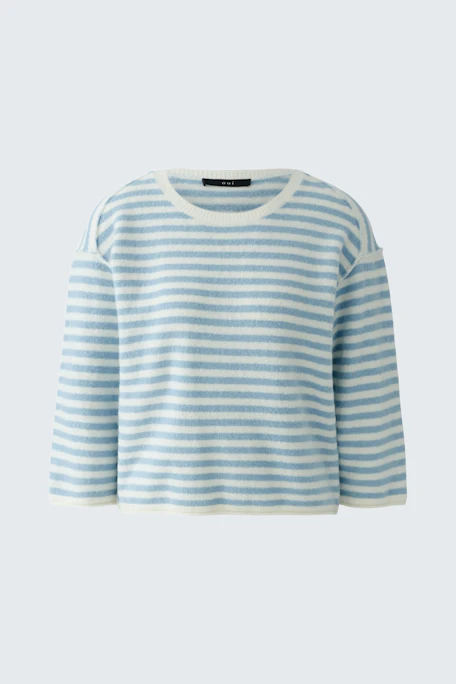 Bequemer Damen-Pullover in hellblau mit weißen Streifen, ideal für lässige Outfits.
