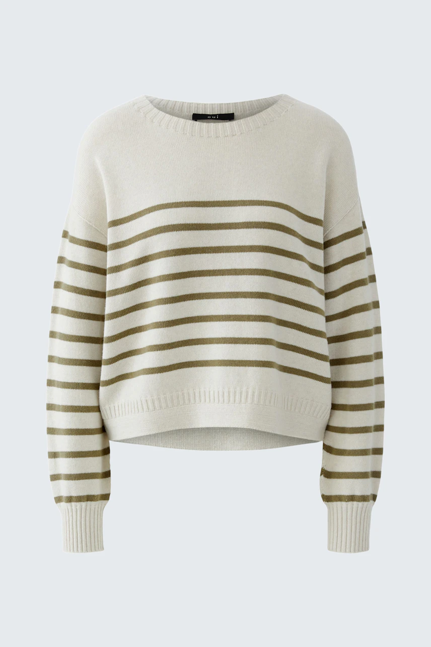 Casual women's pullover: Cream with olive stripes, featuring a relaxed fit and round neckline.