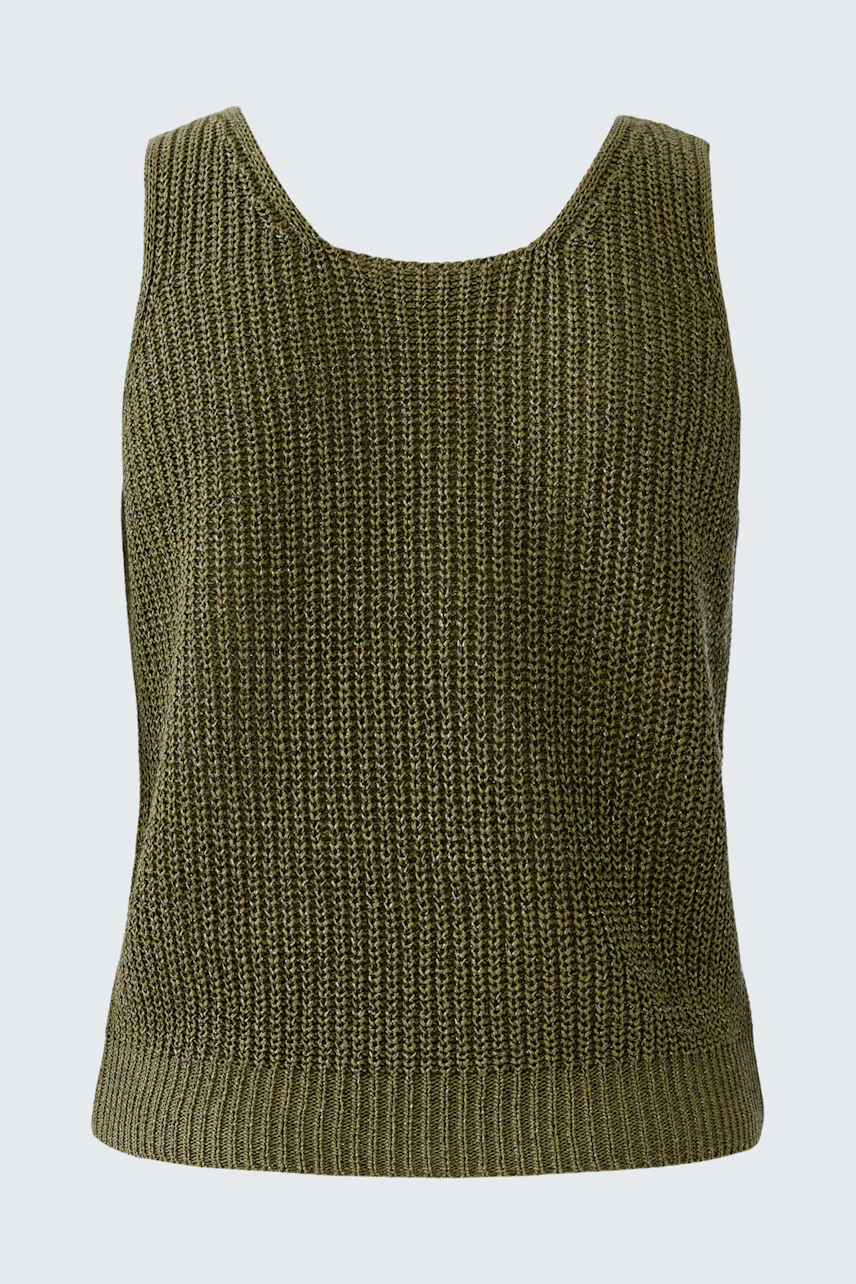 Casual women's top: Olive green knitted tank top with a relaxed fit.