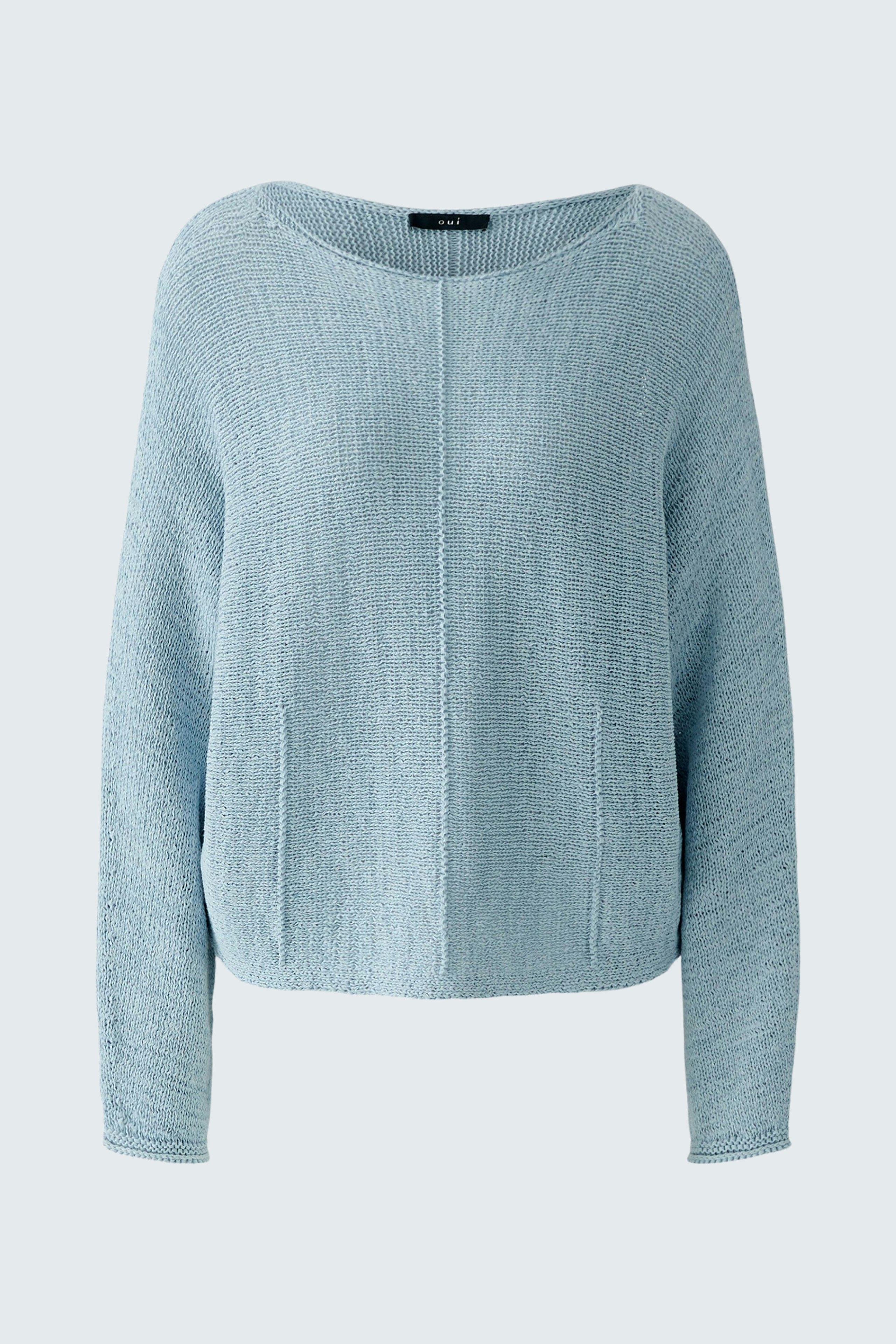 Lässiger Damen-Pullover in sanftem Blau mit weitem Ausschnitt und lockerer Passform.