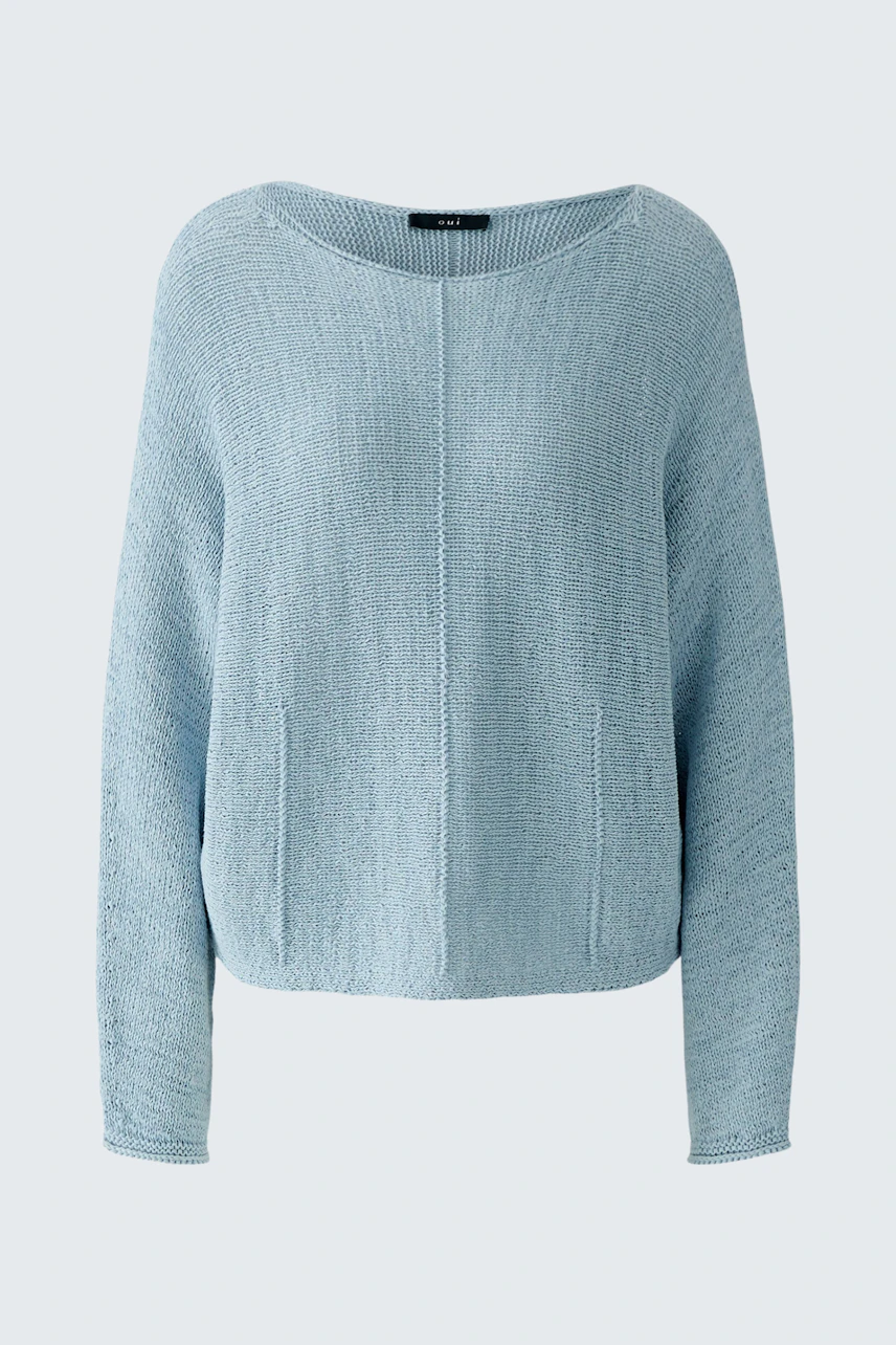 Casual women's pullover in light blue with a relaxed fit and wide neckline.