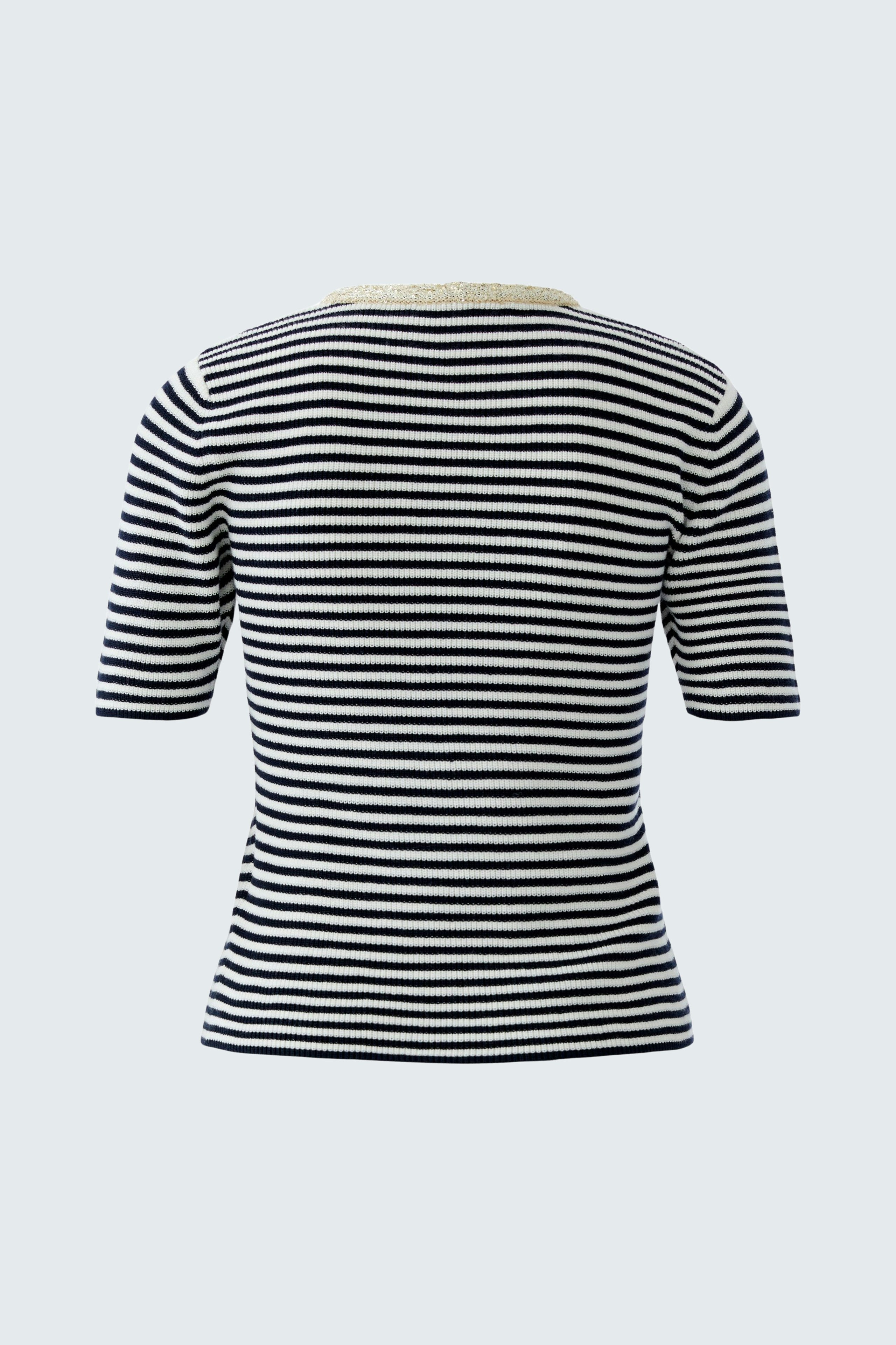 Casual women's pullover: Striped design with short sleeves, perfect for relaxed outfits.