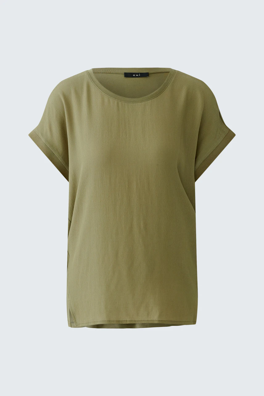 Casual women's blouse shirt in olive green with short sleeves and a relaxed fit.