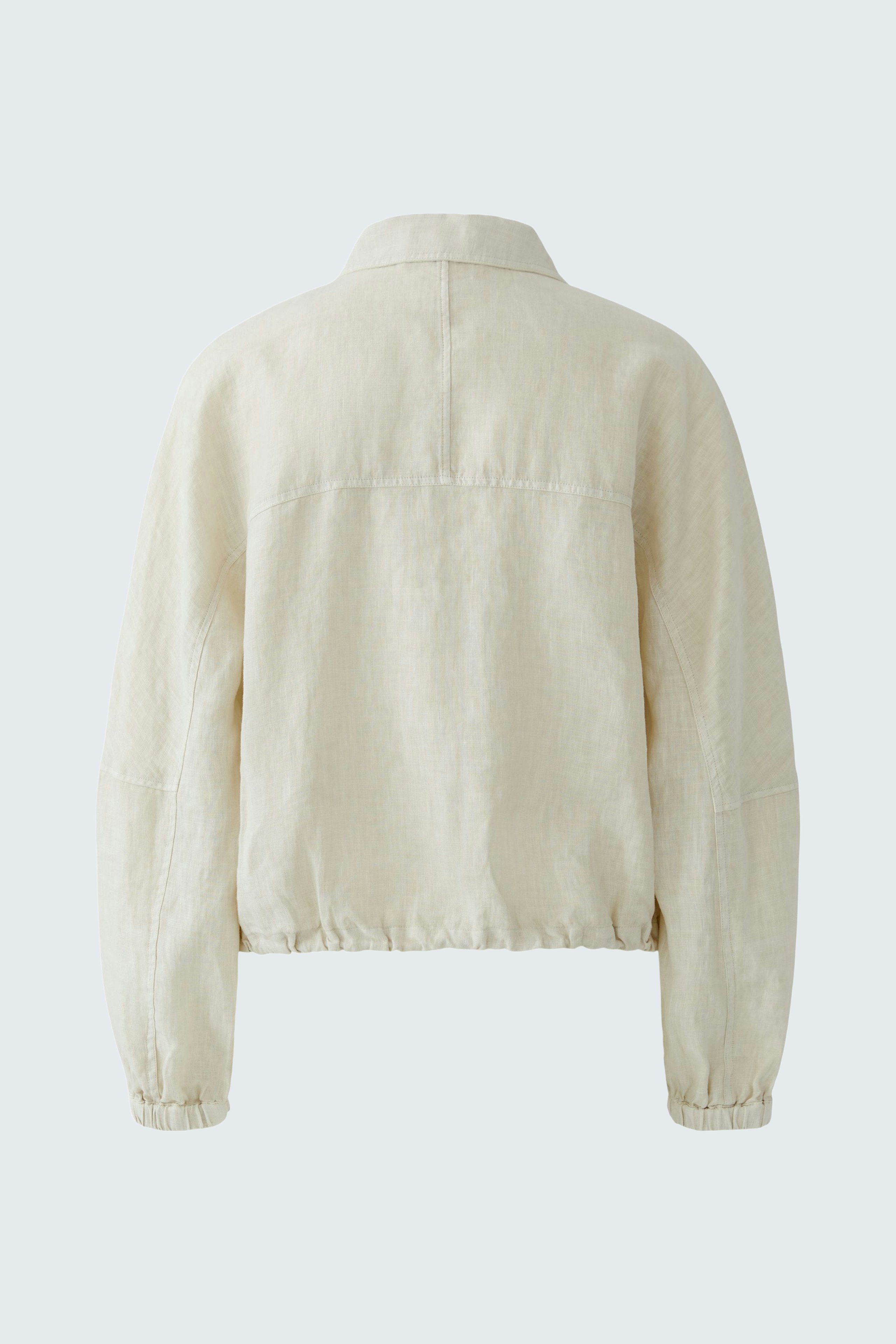 Bequemer Blouson: Rückansicht einer lässigen Damenjacke in hellem Beige mit lockerer Passform.