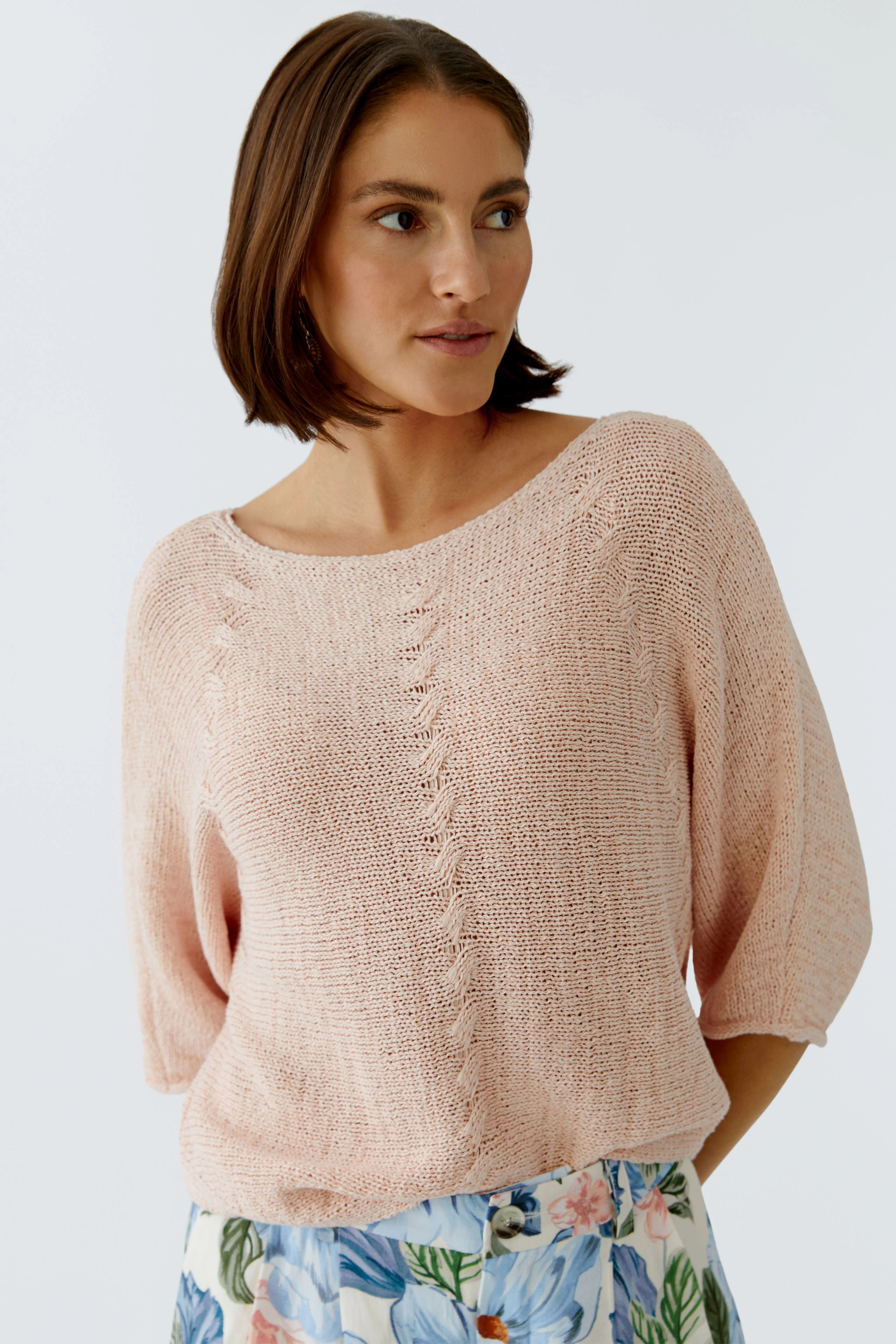 Leichter Damen-Pullover in zartem Rosa, lässig geschnitten, ideal für den Alltag.