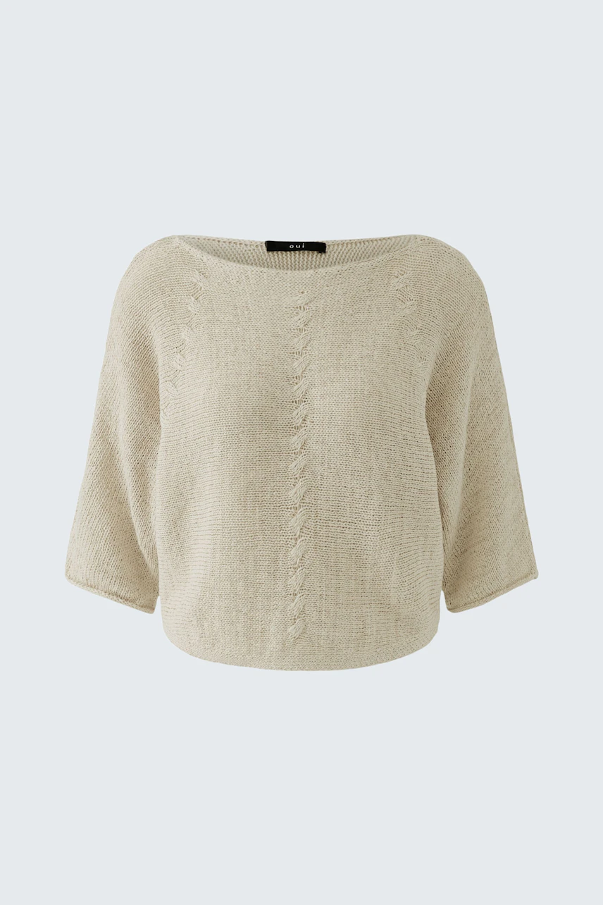 Casual women's pullover in soft beige with a relaxed fit and wide sleeves.