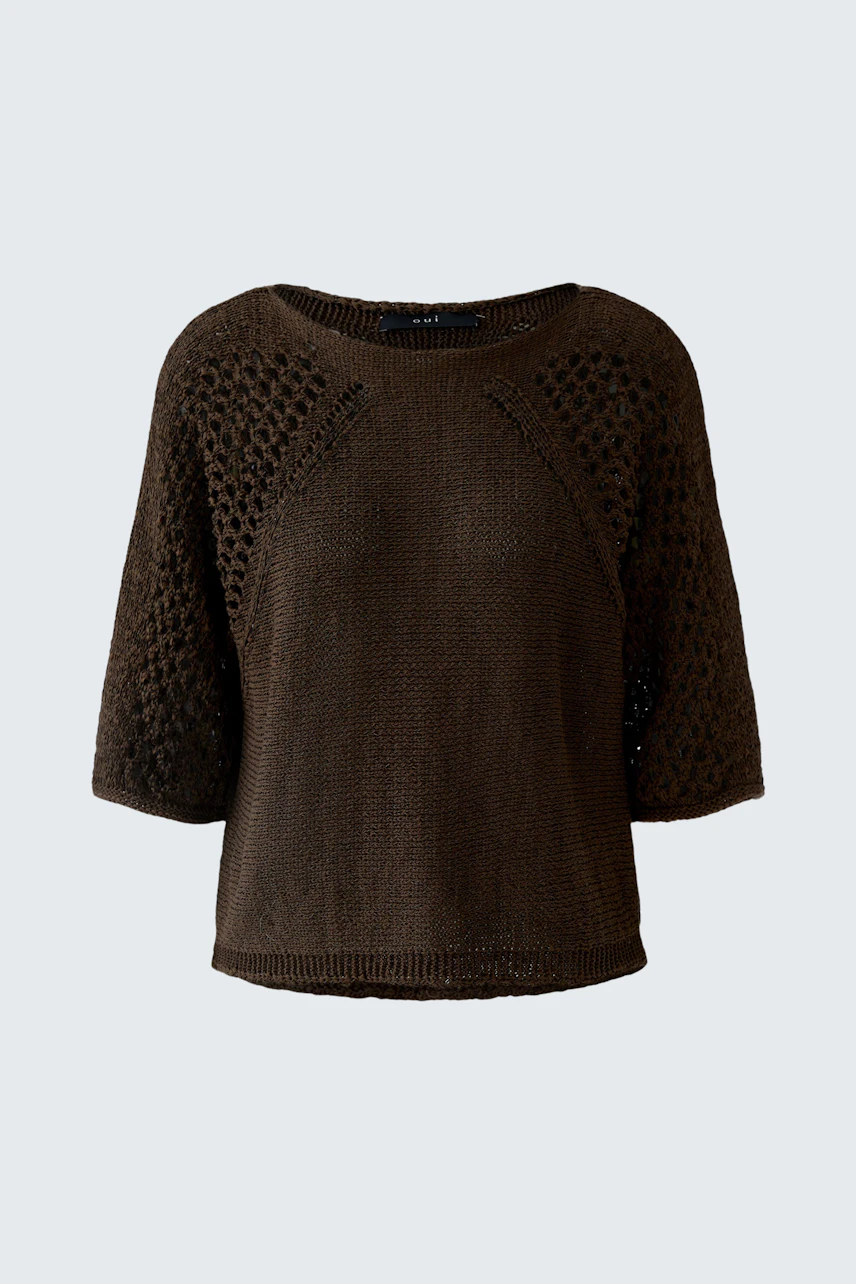 Casual women's pullover in dark brown with textured sleeves, perfect for everyday wear.