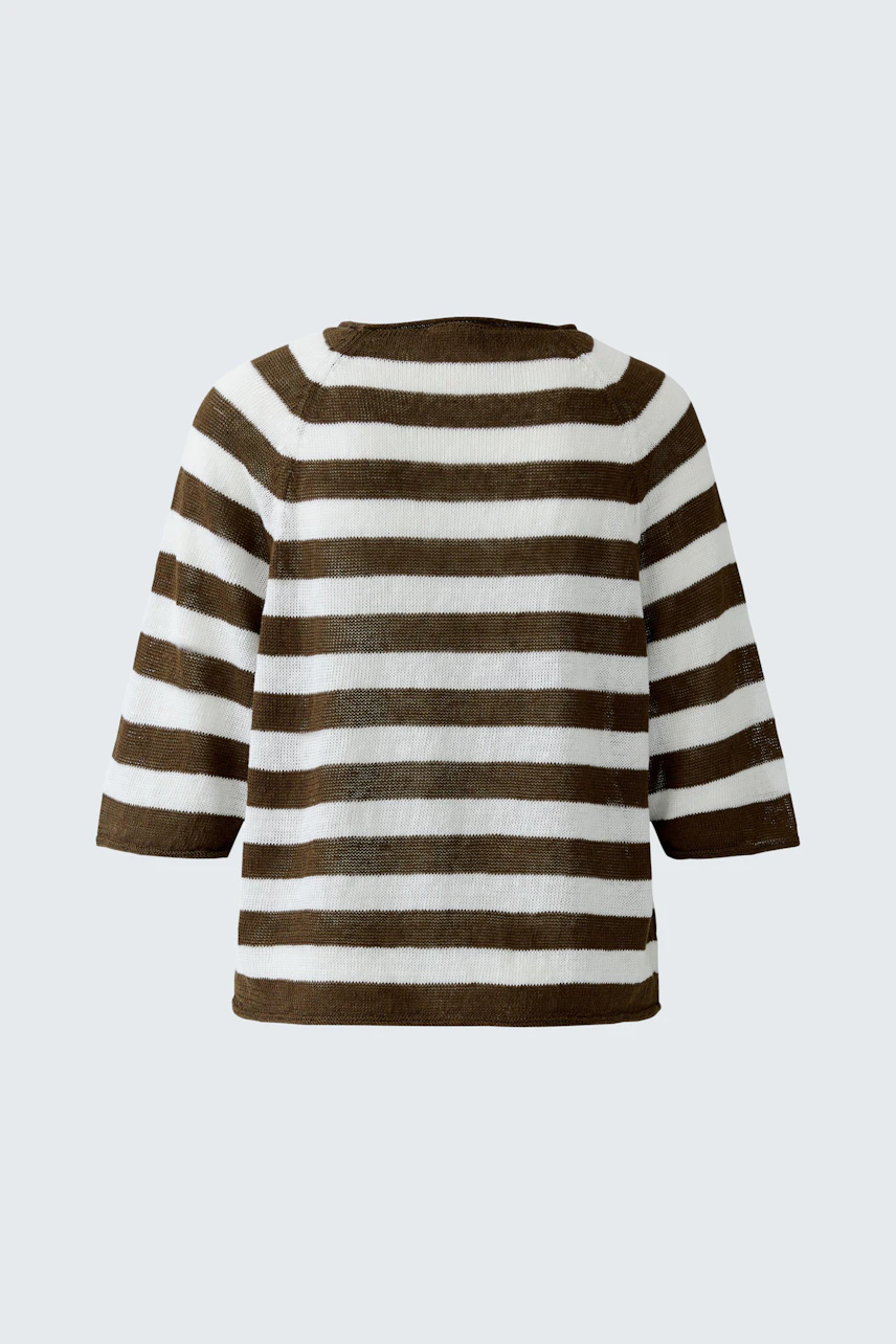 Casual women's pullover: Brown and white striped pullover with three-quarter sleeves, perfect for everyday wear.